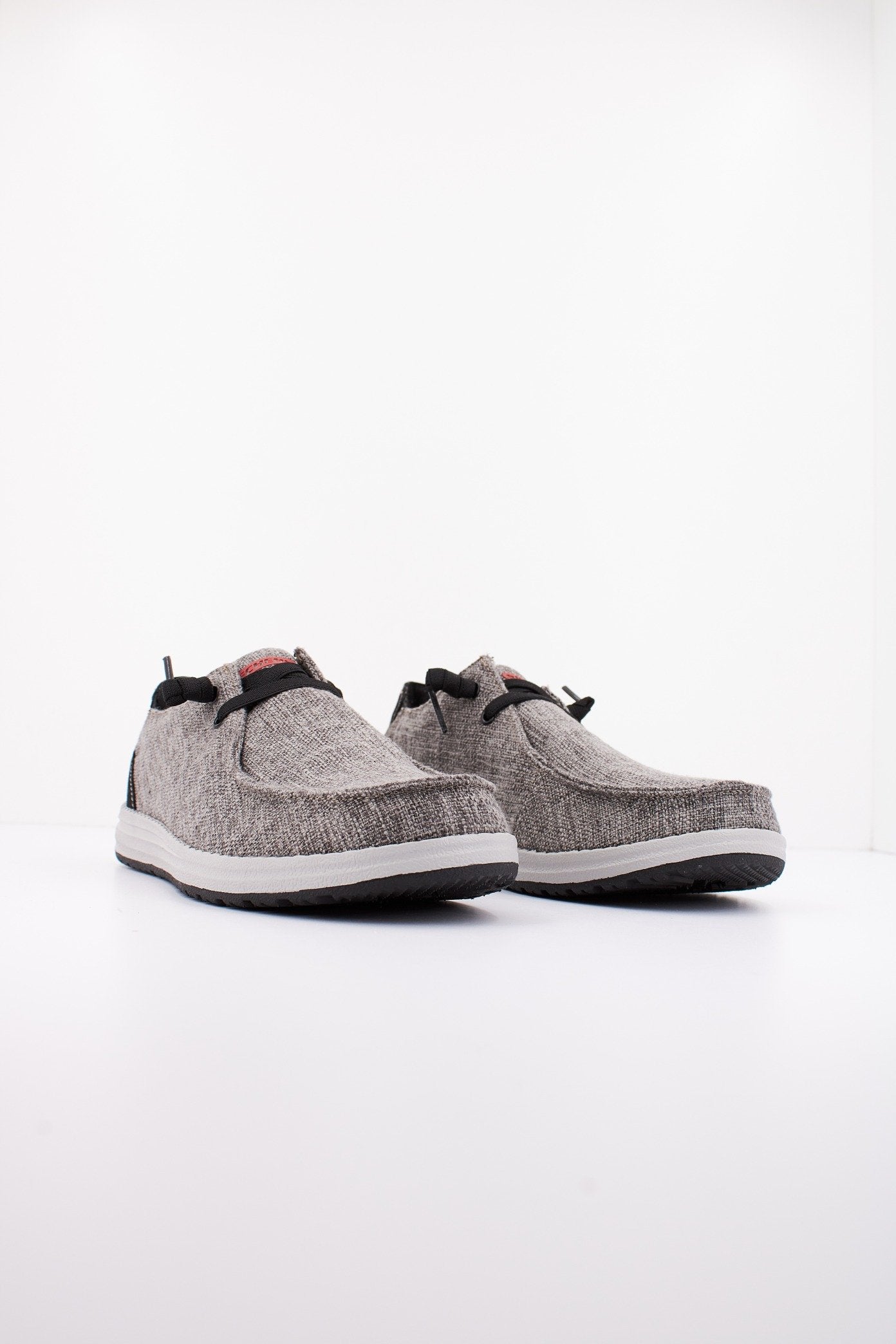 SKECHERS RELAXED FIT: MELSON en color GRIS (2)