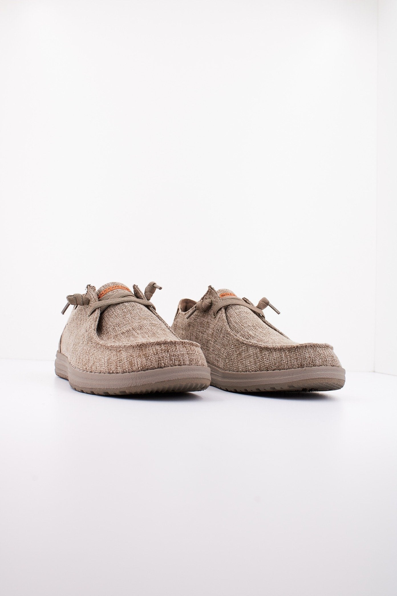 SKECHERS RELAXED FIT: MELSON en color MARRON (2)