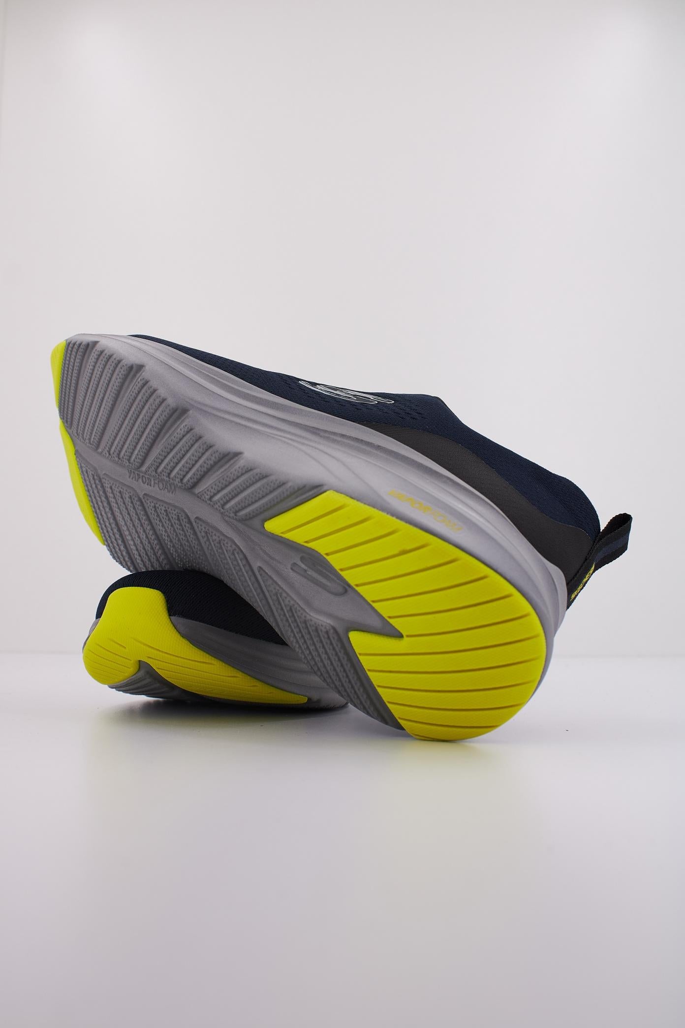SKECHERS VAPOR FOAM en color AZUL (5)