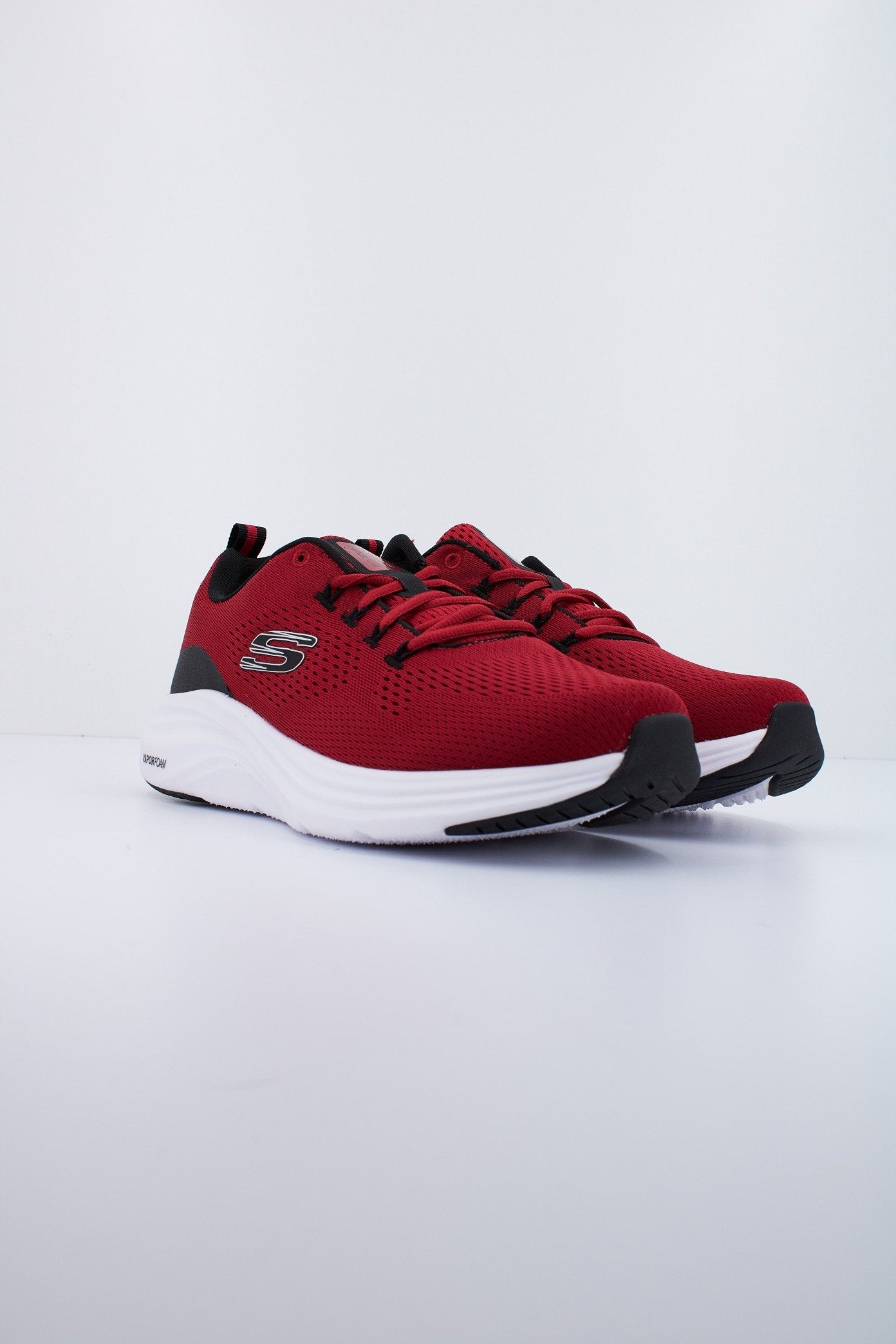 SKECHERS VAPOR FOAM en color ROJO (2)