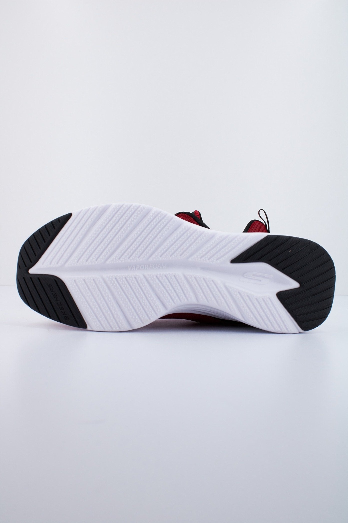 SKECHERS VAPOR FOAM en color ROJO (4)