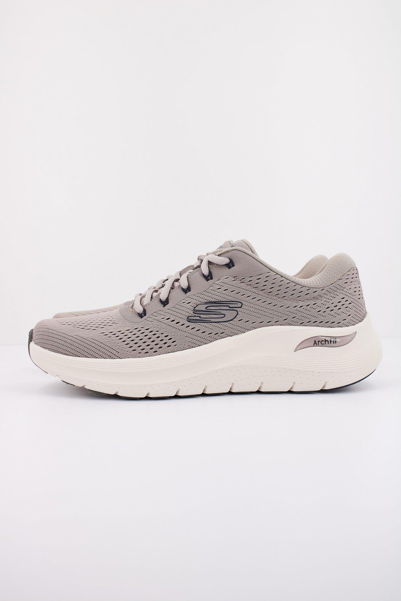 SKECHERS S ARCH FIT . en color BEIS (1)