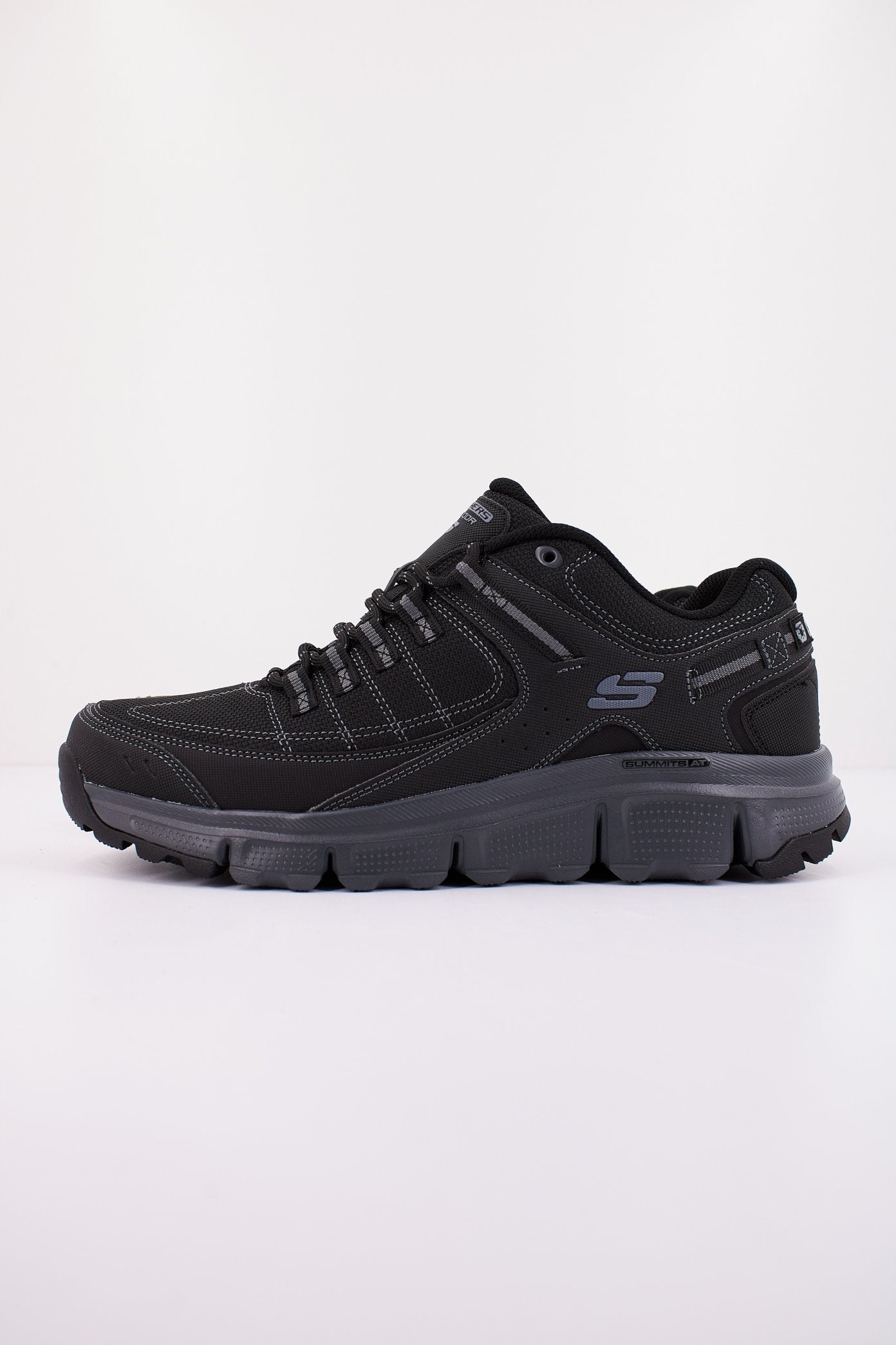 SKECHERS S en color NEGRO (1)