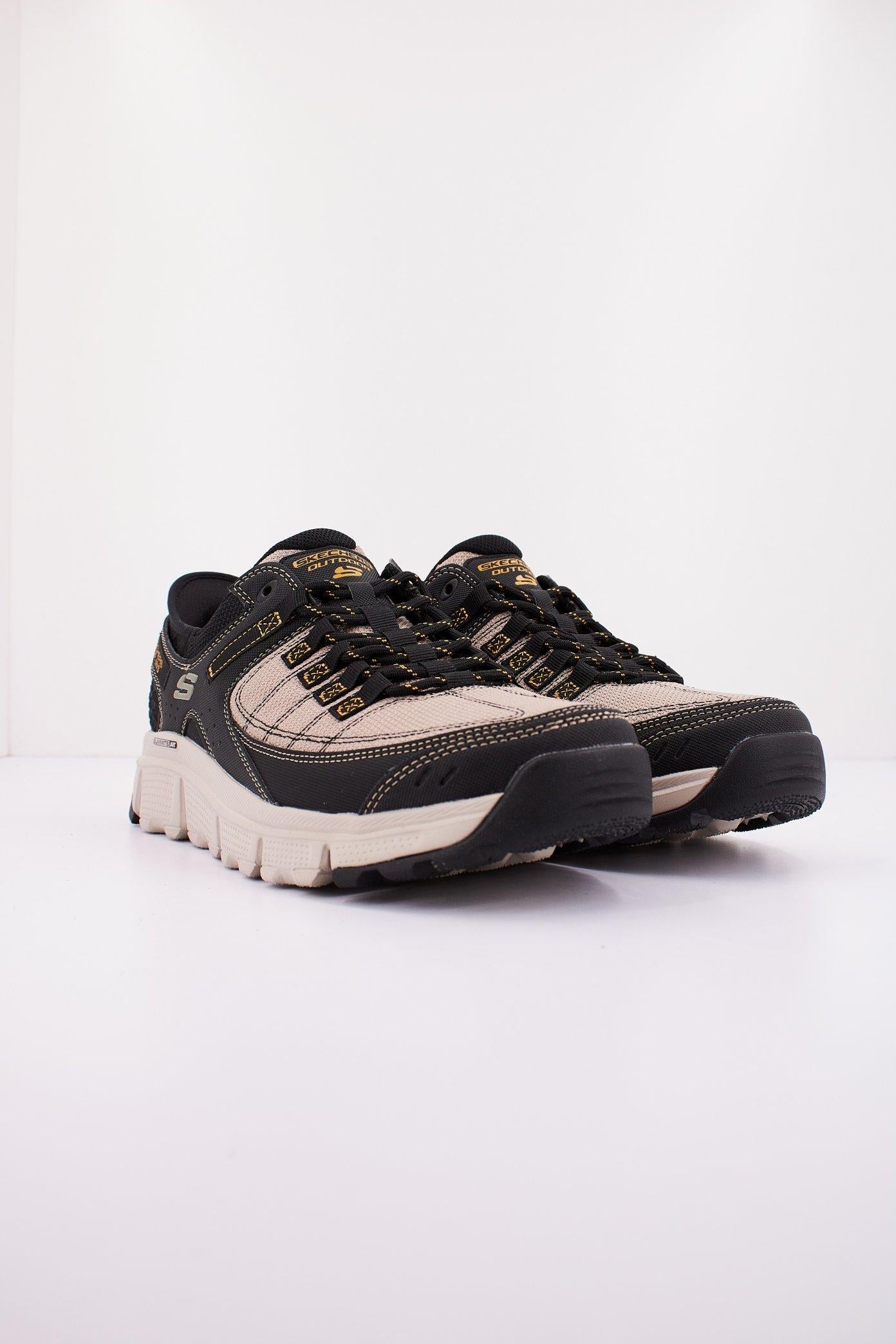 SKECHERS SUMMITS AT SLIP-INS en color MARRON (2)