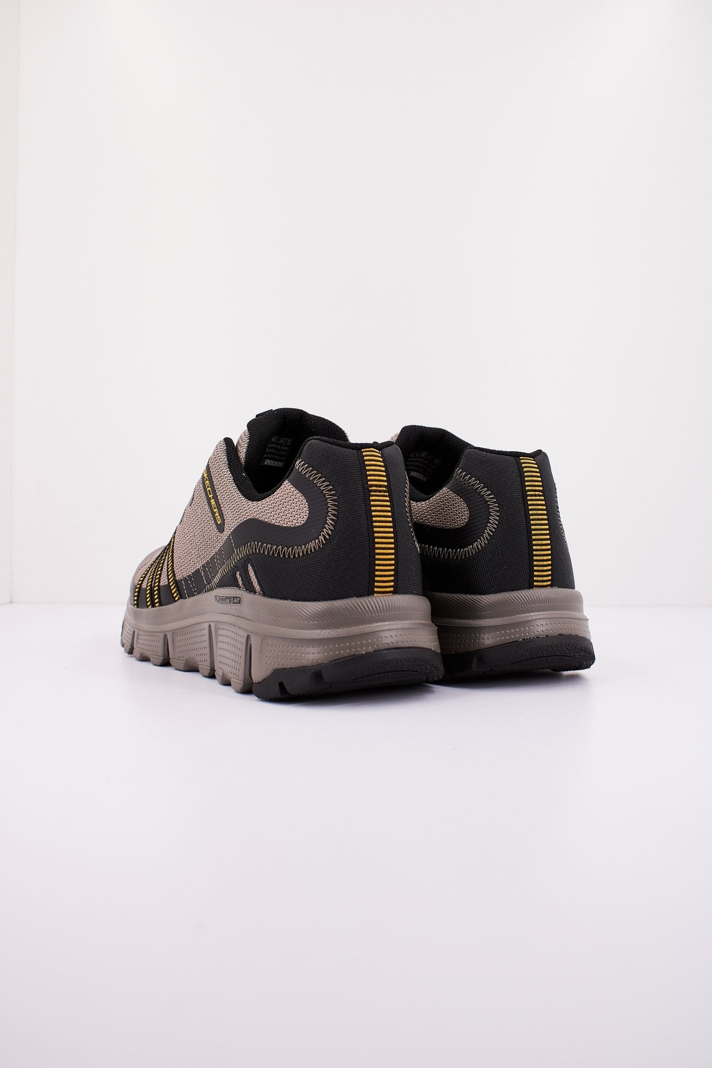 SKECHERS S en color NEGRO (3)