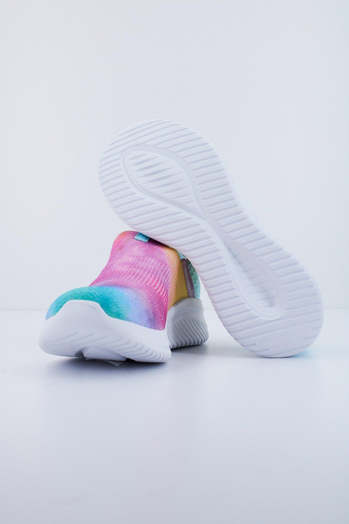 SKECHERS SLIP-INS: ULTRA FL en color VIOLETA (4)