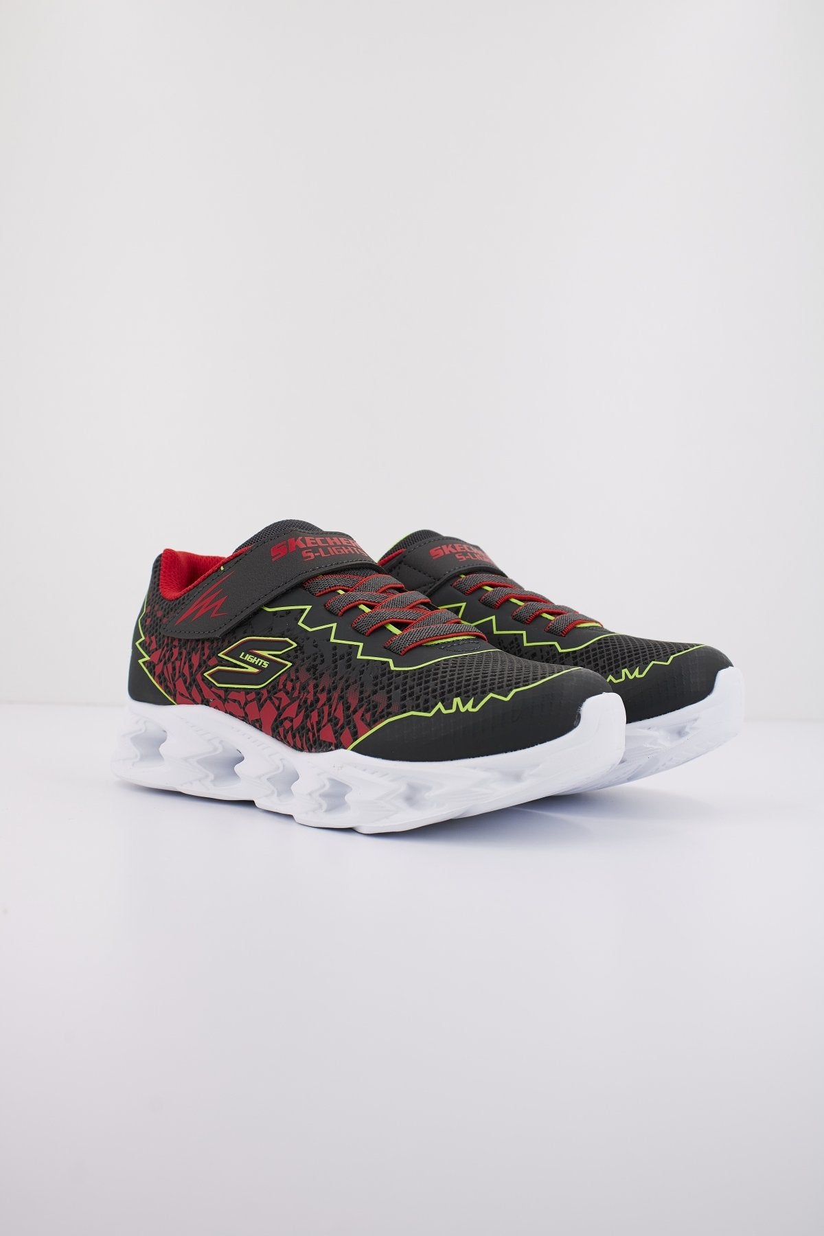 SKECHERS VORTEX . - ZORENTO en color NEGRO (2)