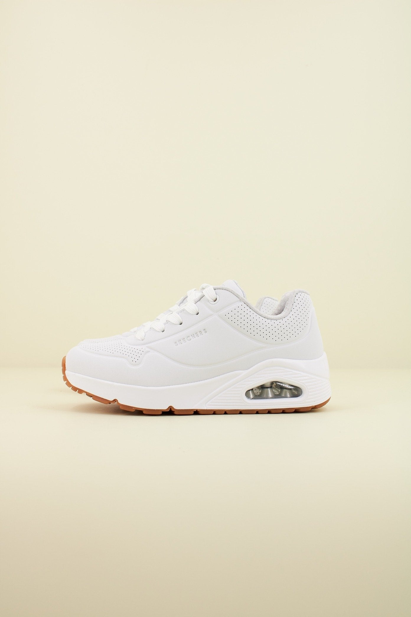 SKECHERS UNO - STAND ON AIR en color BLANCO (1)