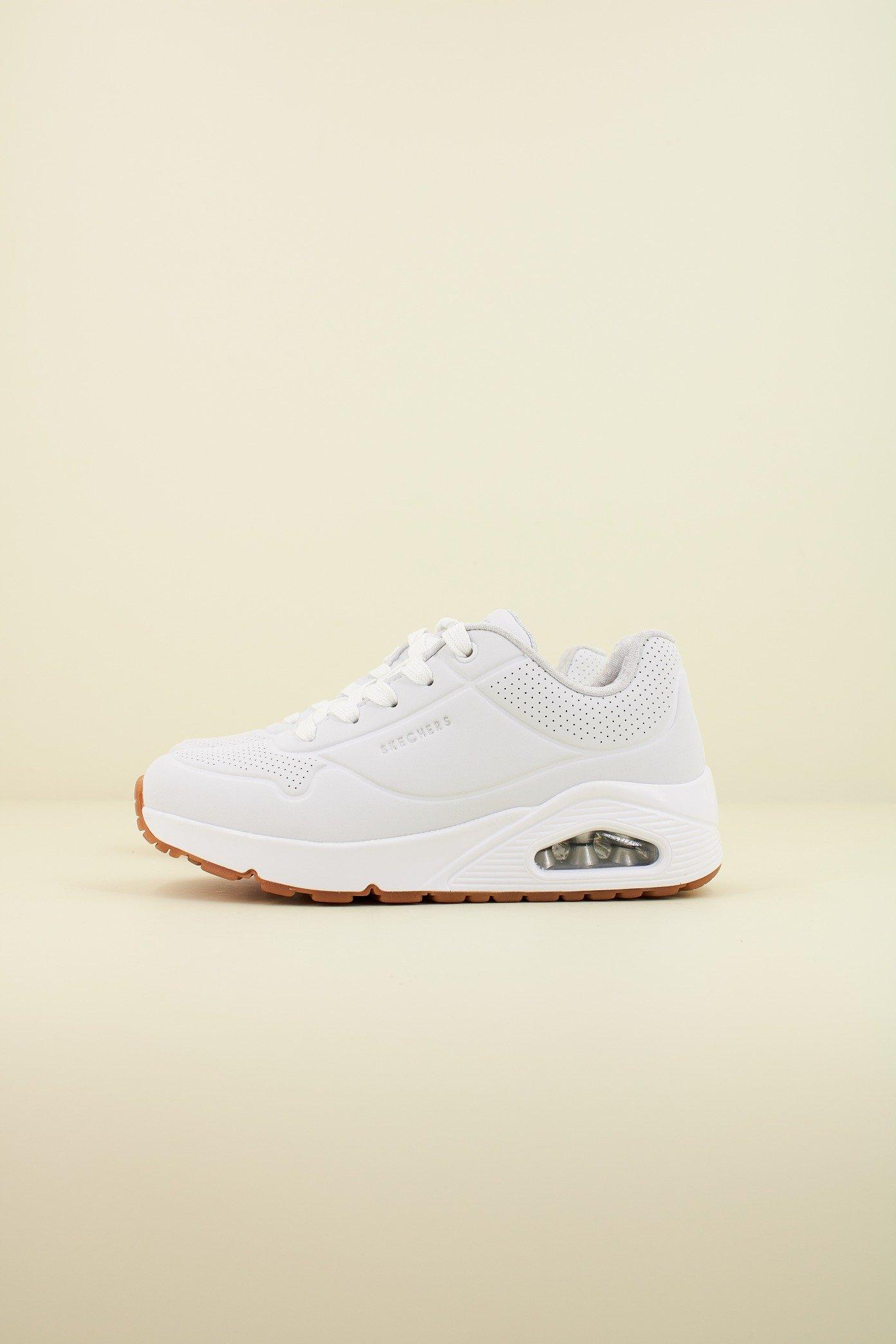 SKECHERS UNO - STAND ON AIR en color BLANCO (1)