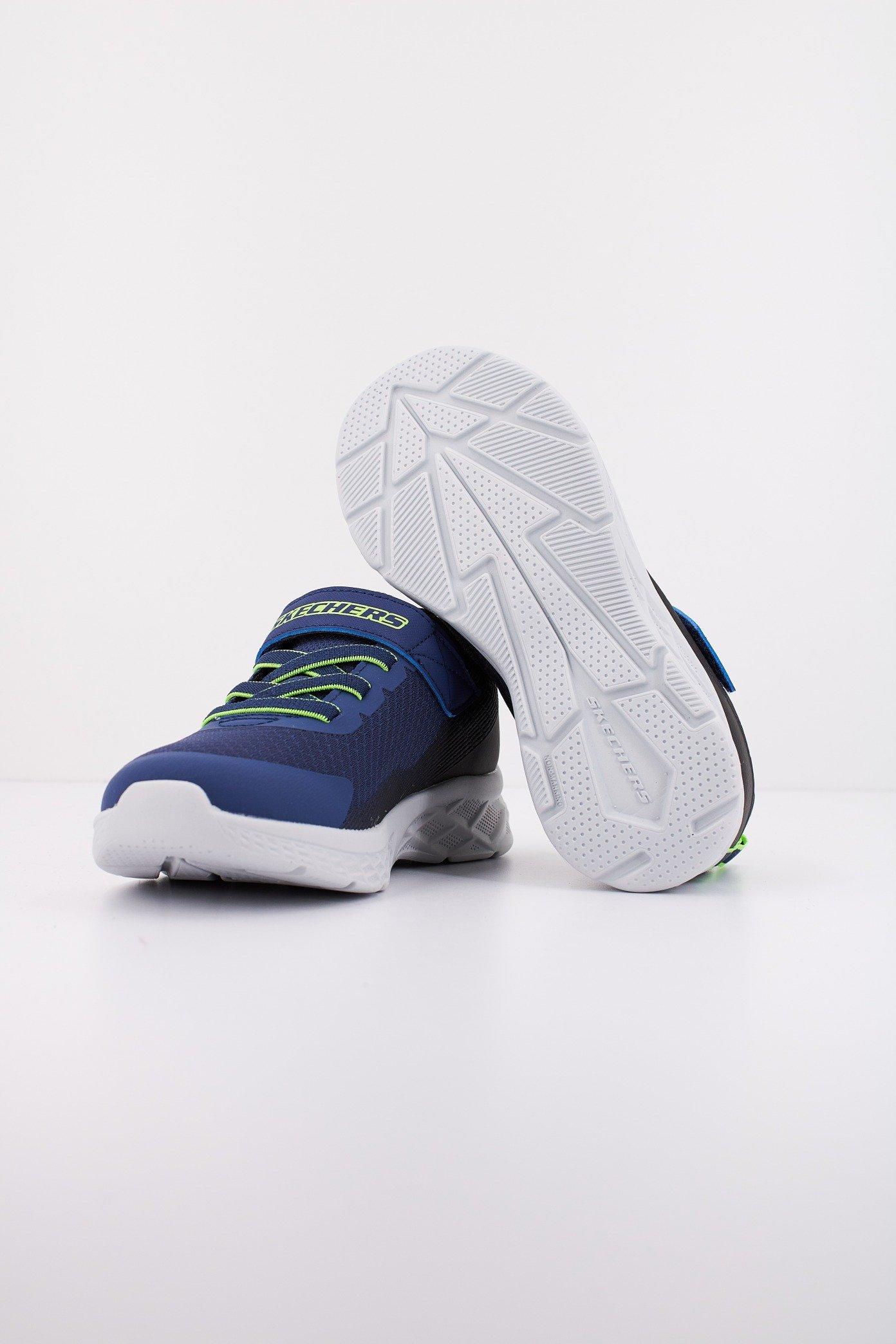 SKECHERS L en color AZUL (4)