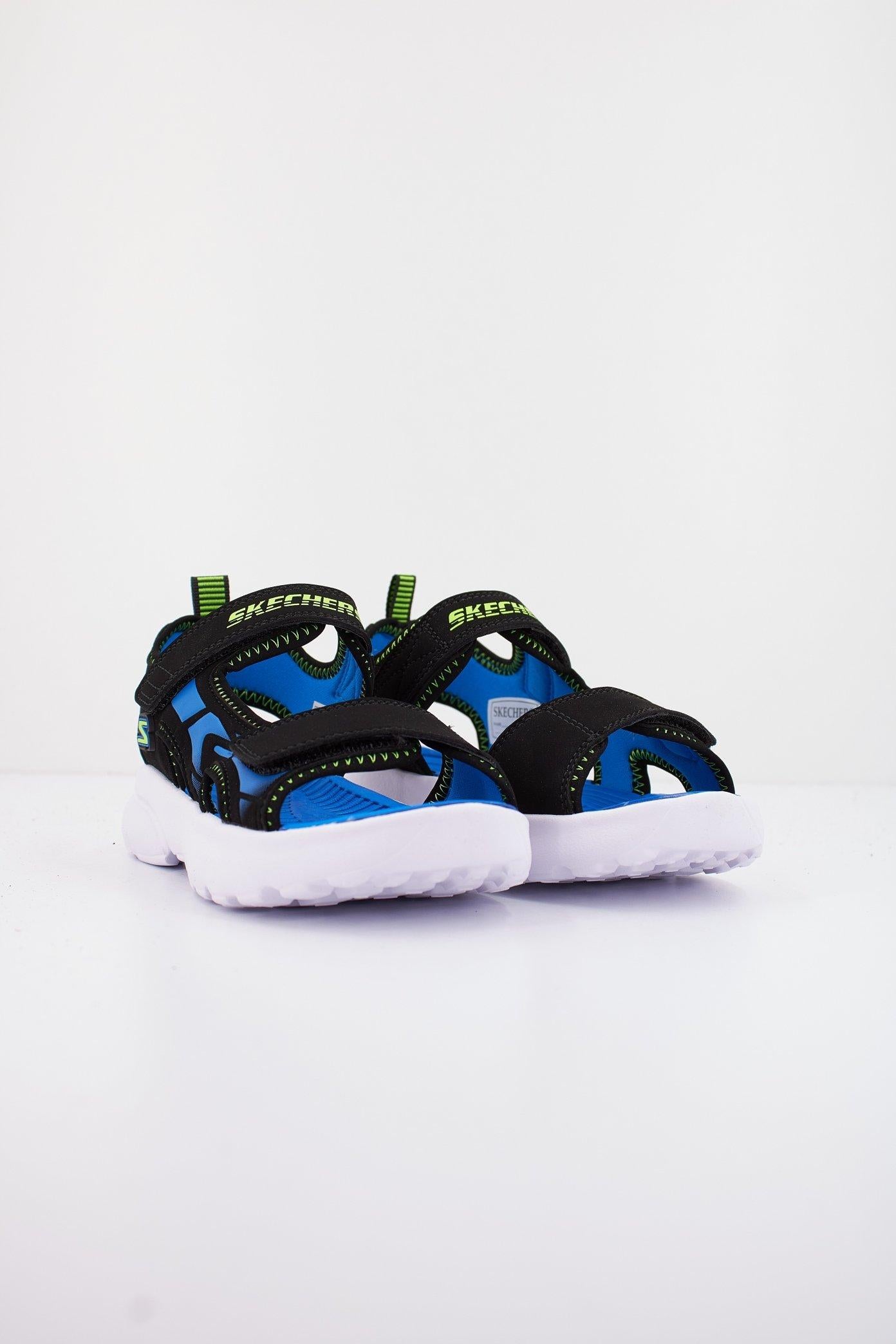 SKECHERS L en color NEGRO (2)