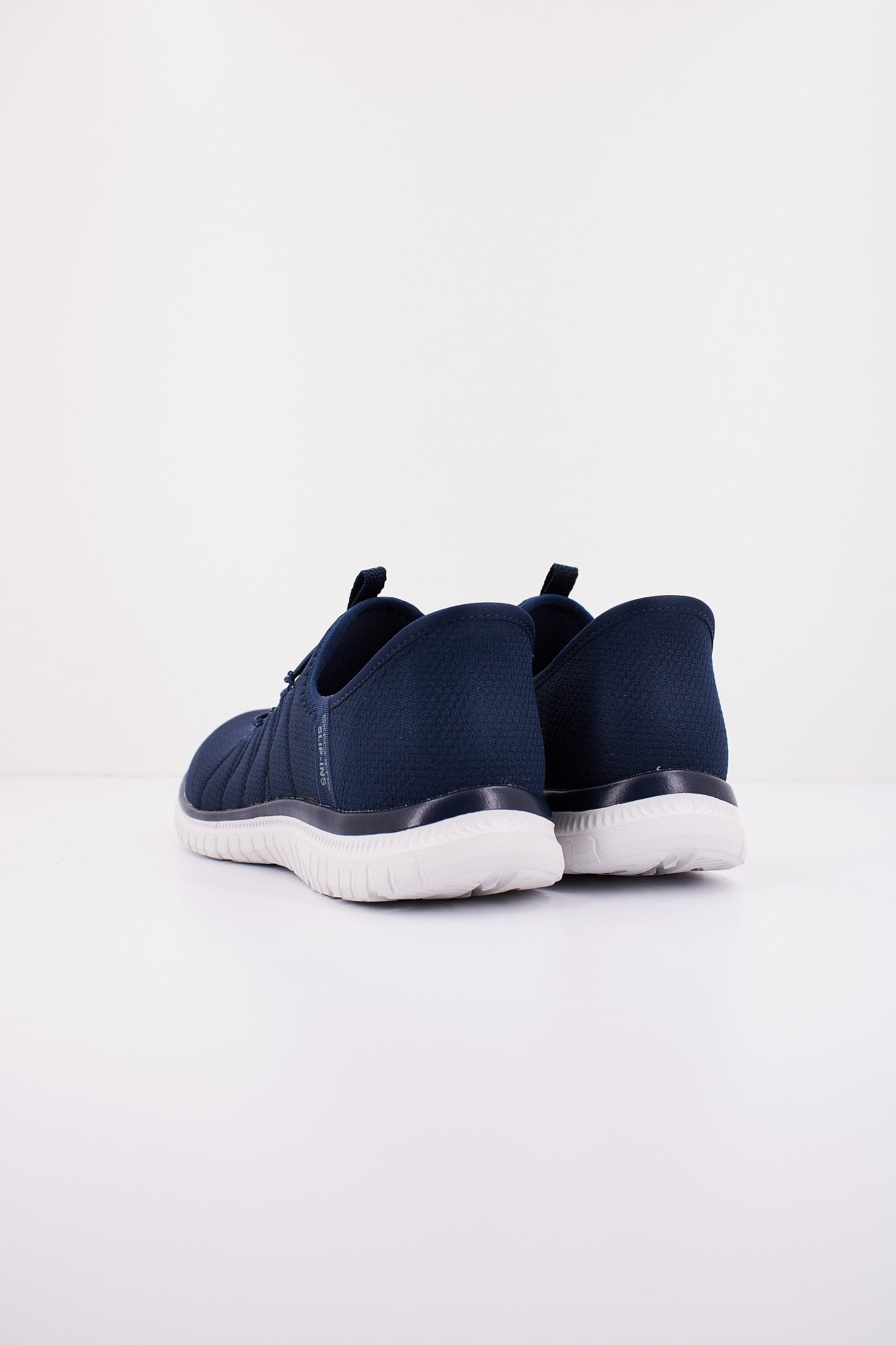 SKECHERS SPLIP-INS VIRTUE en color AZUL (3)