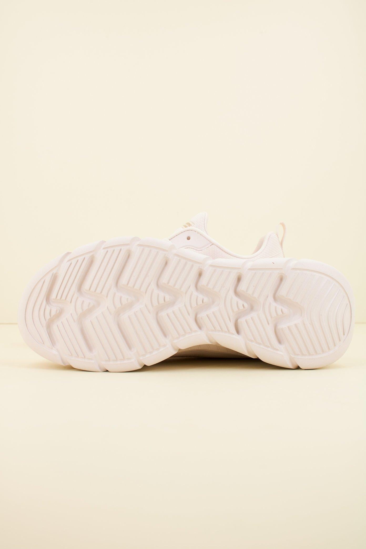 SKECHERS BOBS B FLEX HI FLYING HI en color BEIS (4)