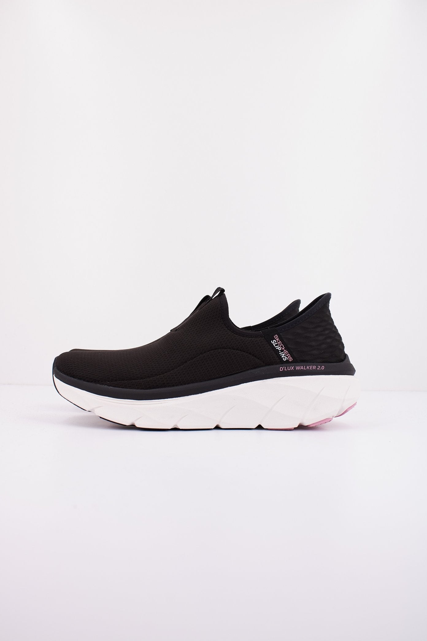 SKECHERS SLIP-INS S D'LUX WALKER . en color NEGRO (1)