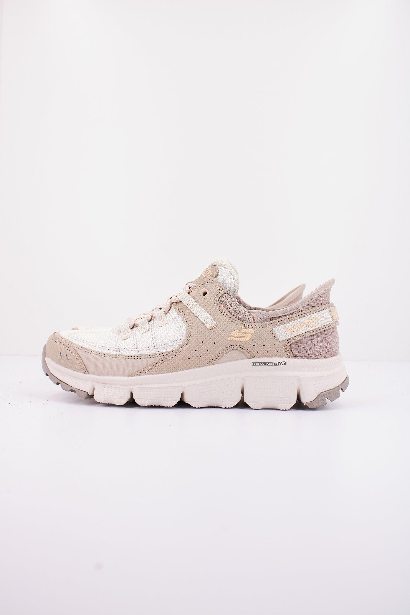 SKECHERS S en color MARRON (1)