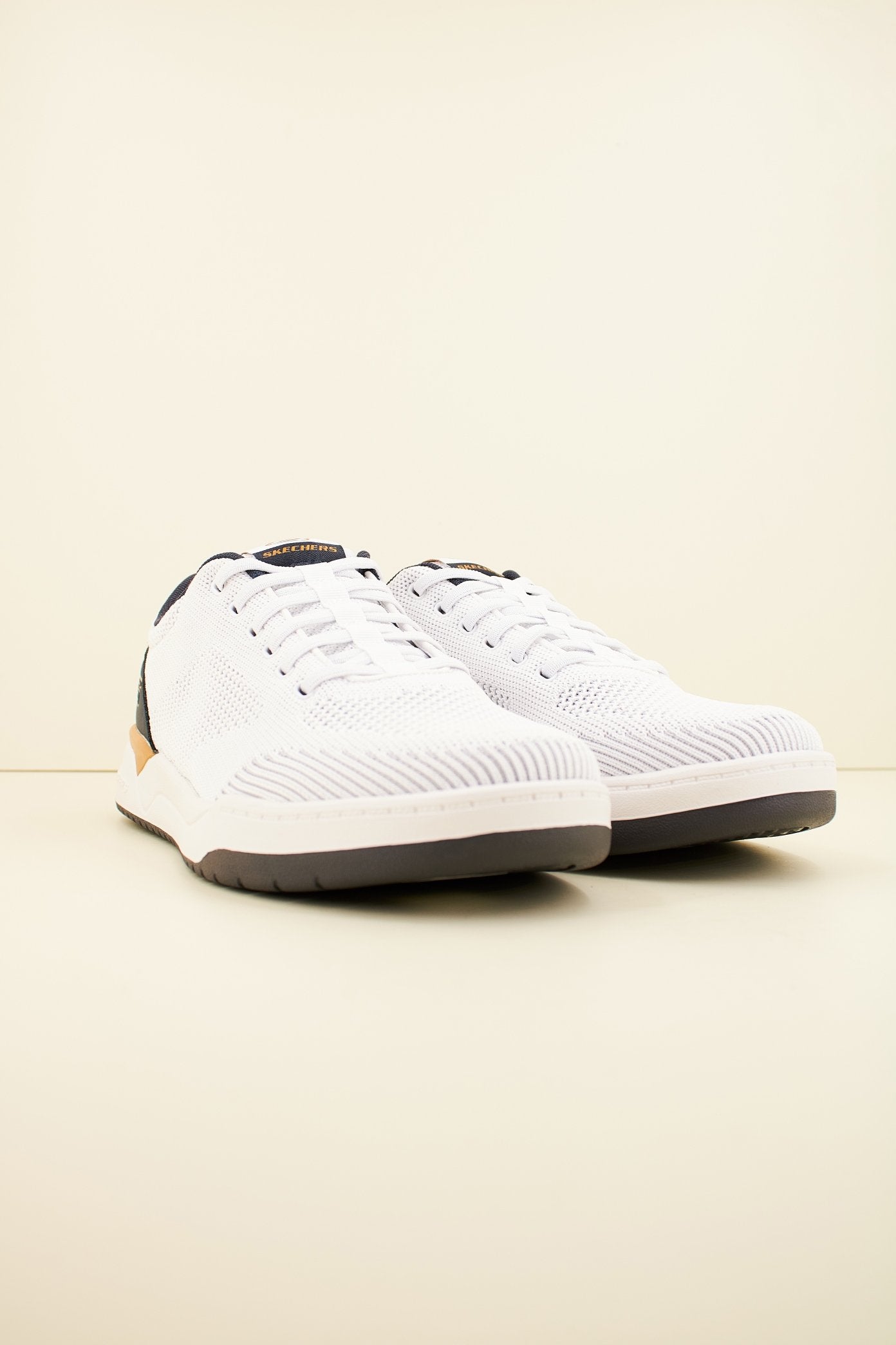 SKECHERS S en color BLANCO (2)