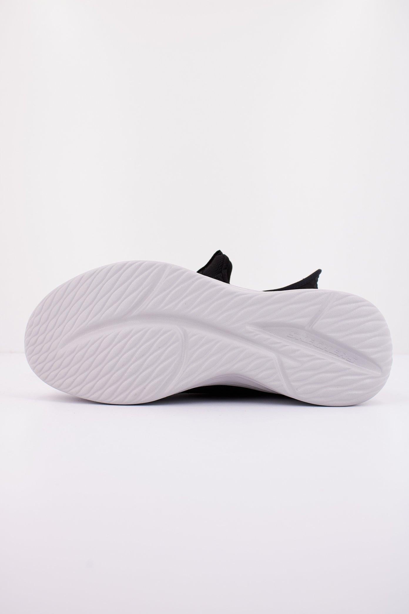 SKECHERS SPLI-INS SLADE en color NEGRO (4)