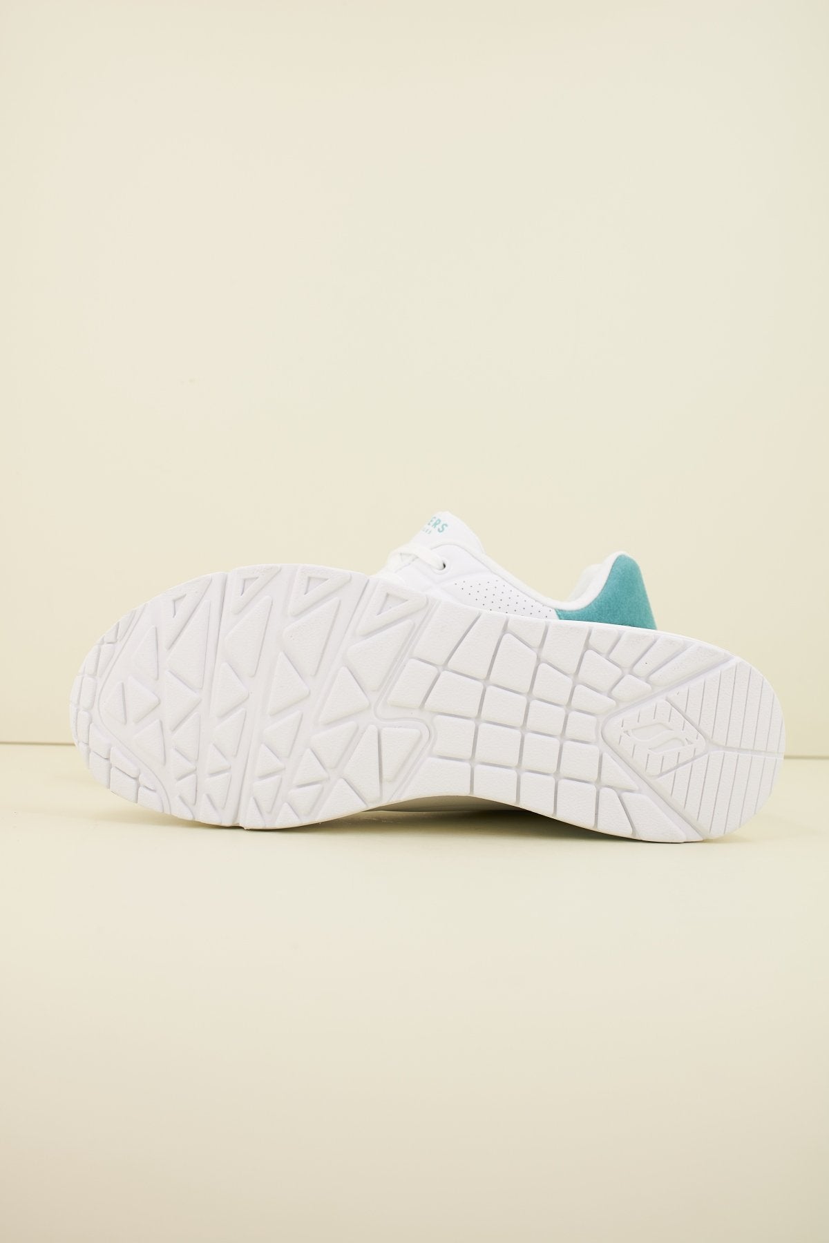 SKECHERS S UNO en color BLANCO (4)