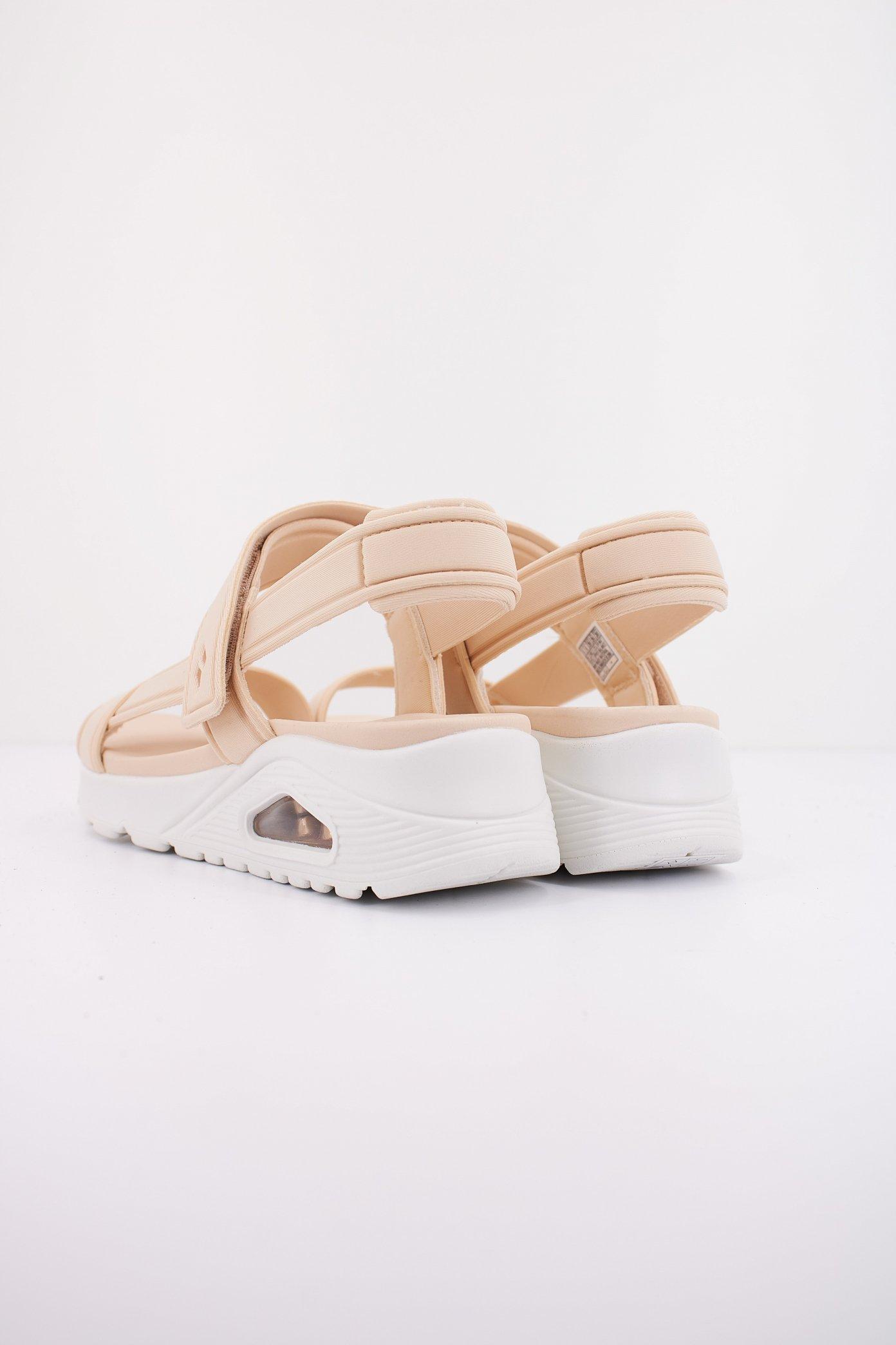 SKECHERS UNO SANDAL SUMMER STAND en color BEIS (3)