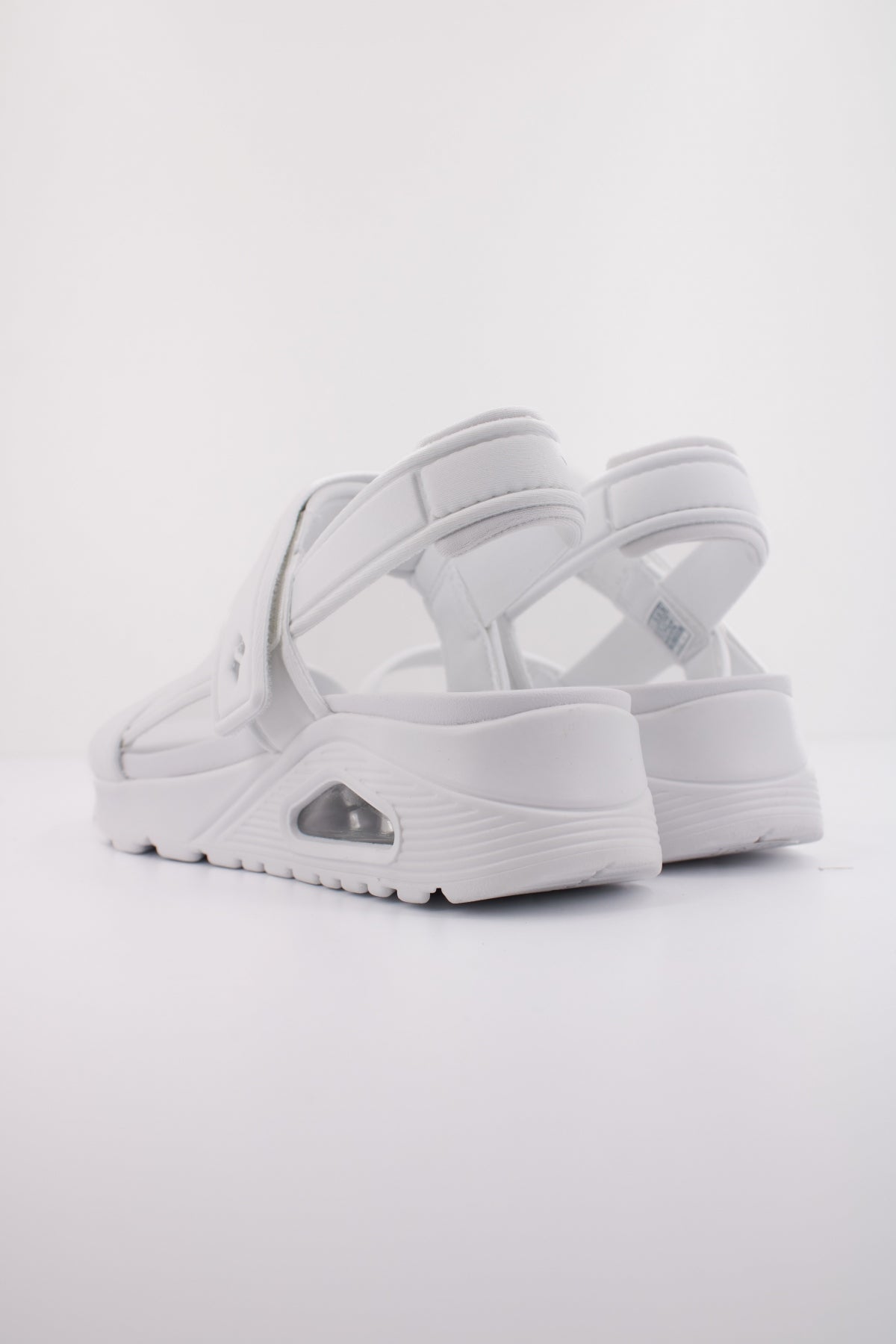 SKECHERS UNO SANDAL SUMMER STAND en color BLANCO (4)