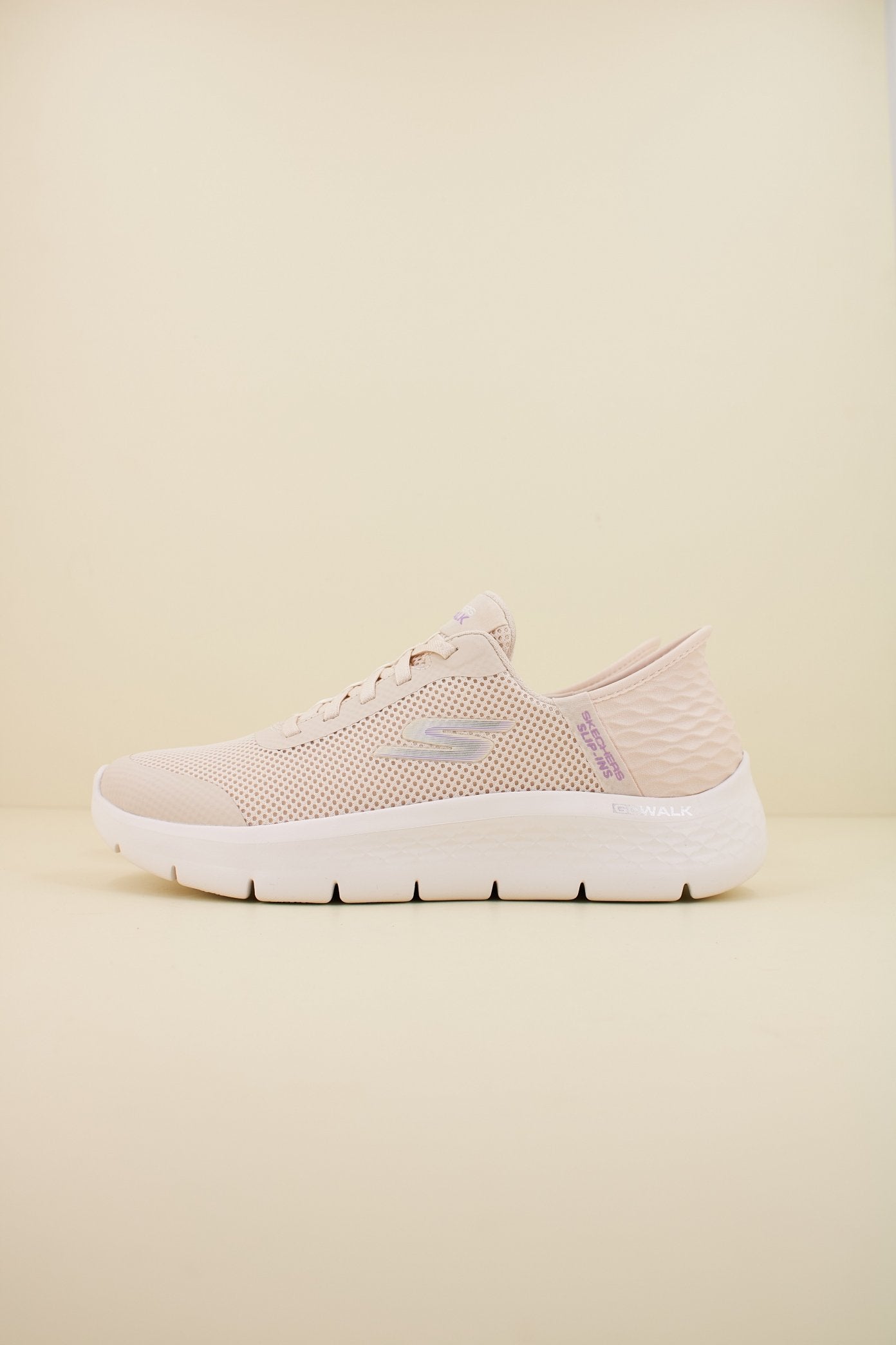 SKECHERS SLIP-INS GO WALK FLEX en color BEIS (1)