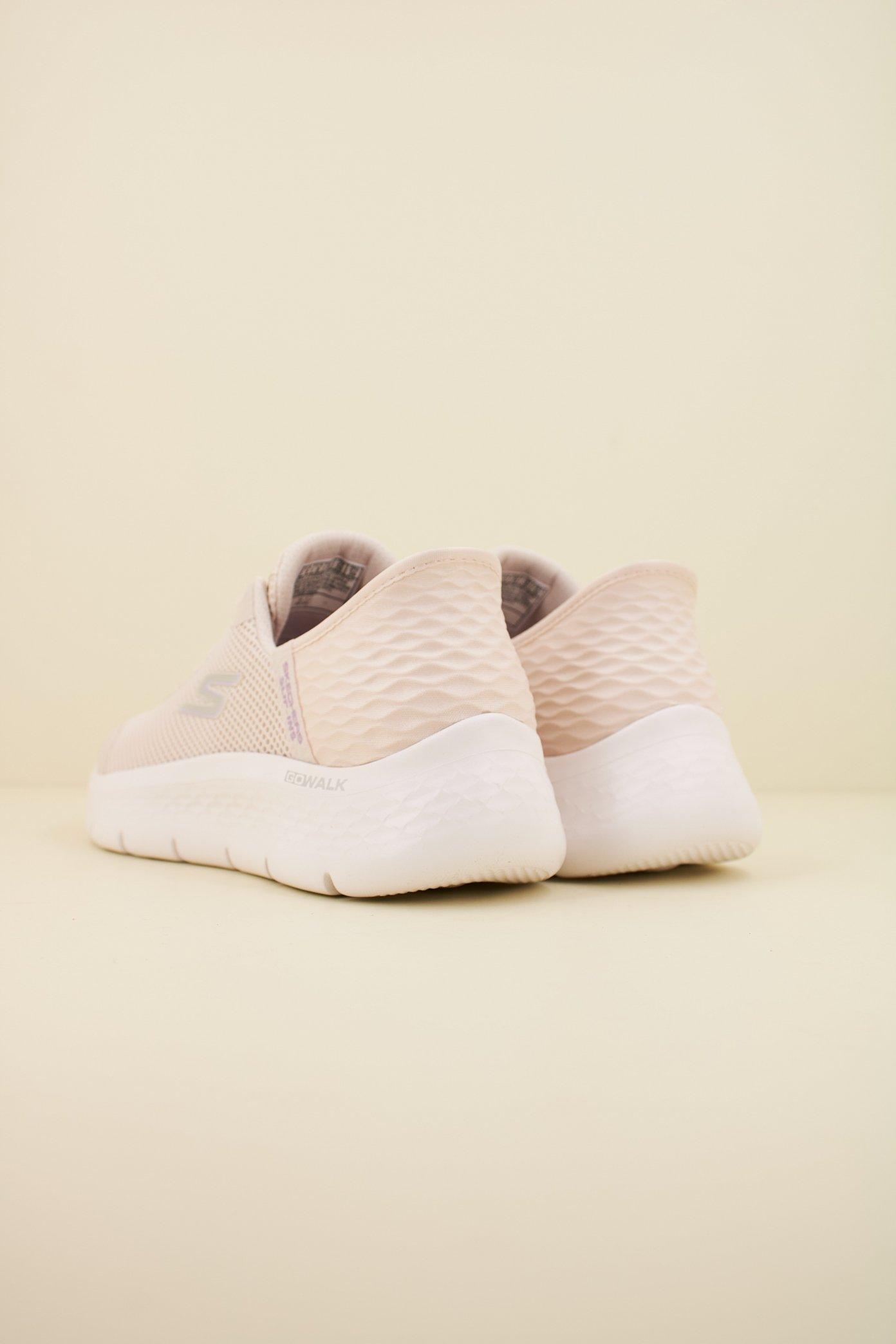 SKECHERS GO WALK FLEX GRAND ENTRY en color BEIS (3)