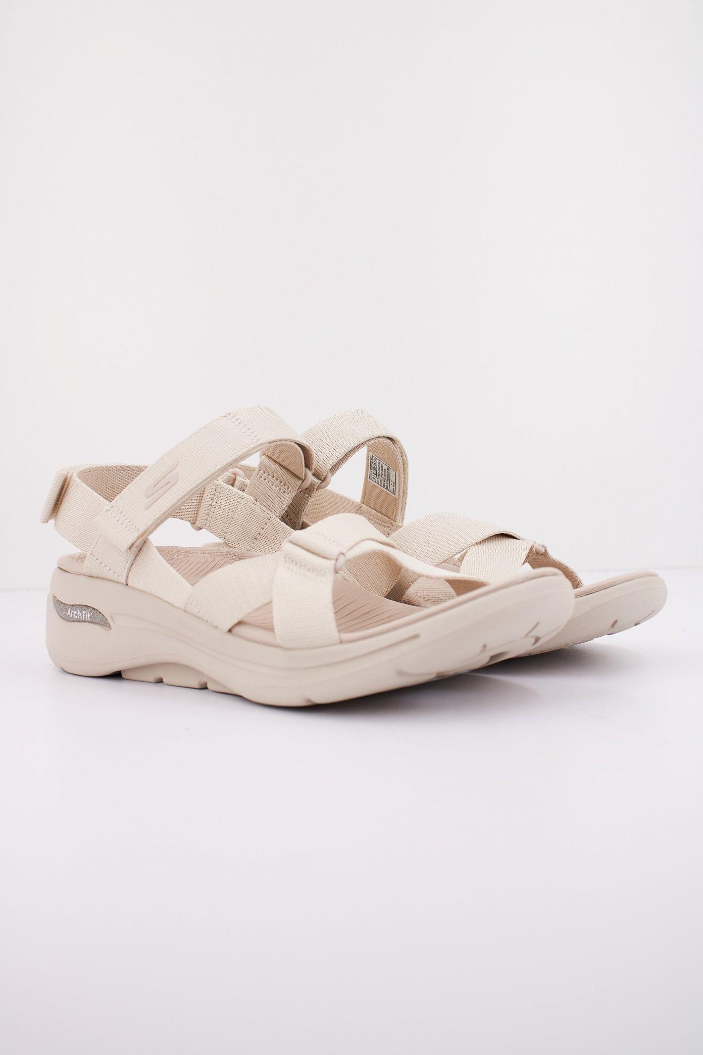 SKECHERS GO WALK ARCH FIT SANDAL en color BEIS (2)