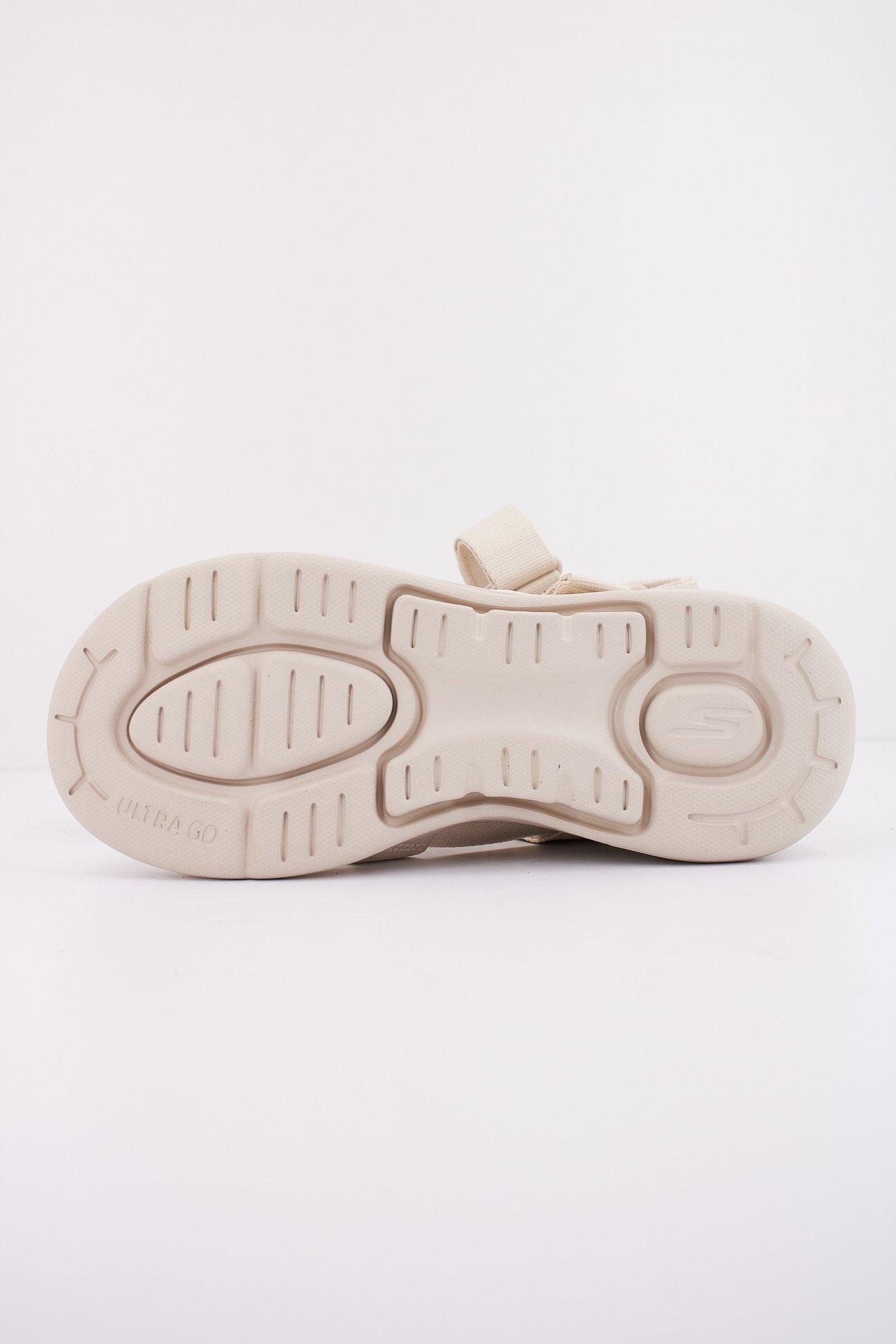 SKECHERS GO WALK ARCH FIT SANDAL en color BEIS (5)