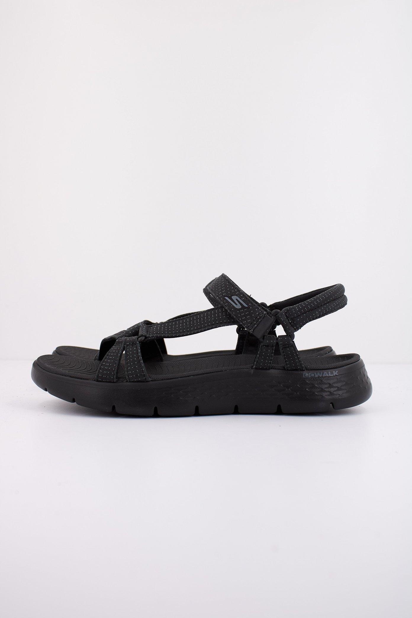 SKECHERS GO WALK FLEX SANDAL en color NEGRO (1)