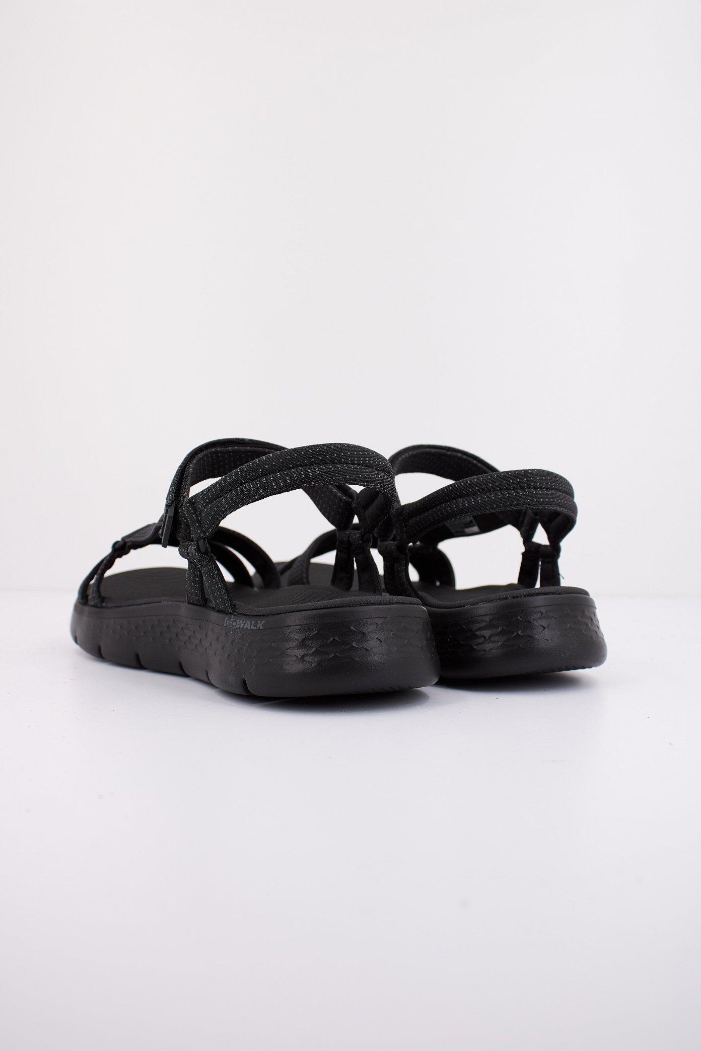 SKECHERS GO WALK FLEX SANDAL en color NEGRO (3)