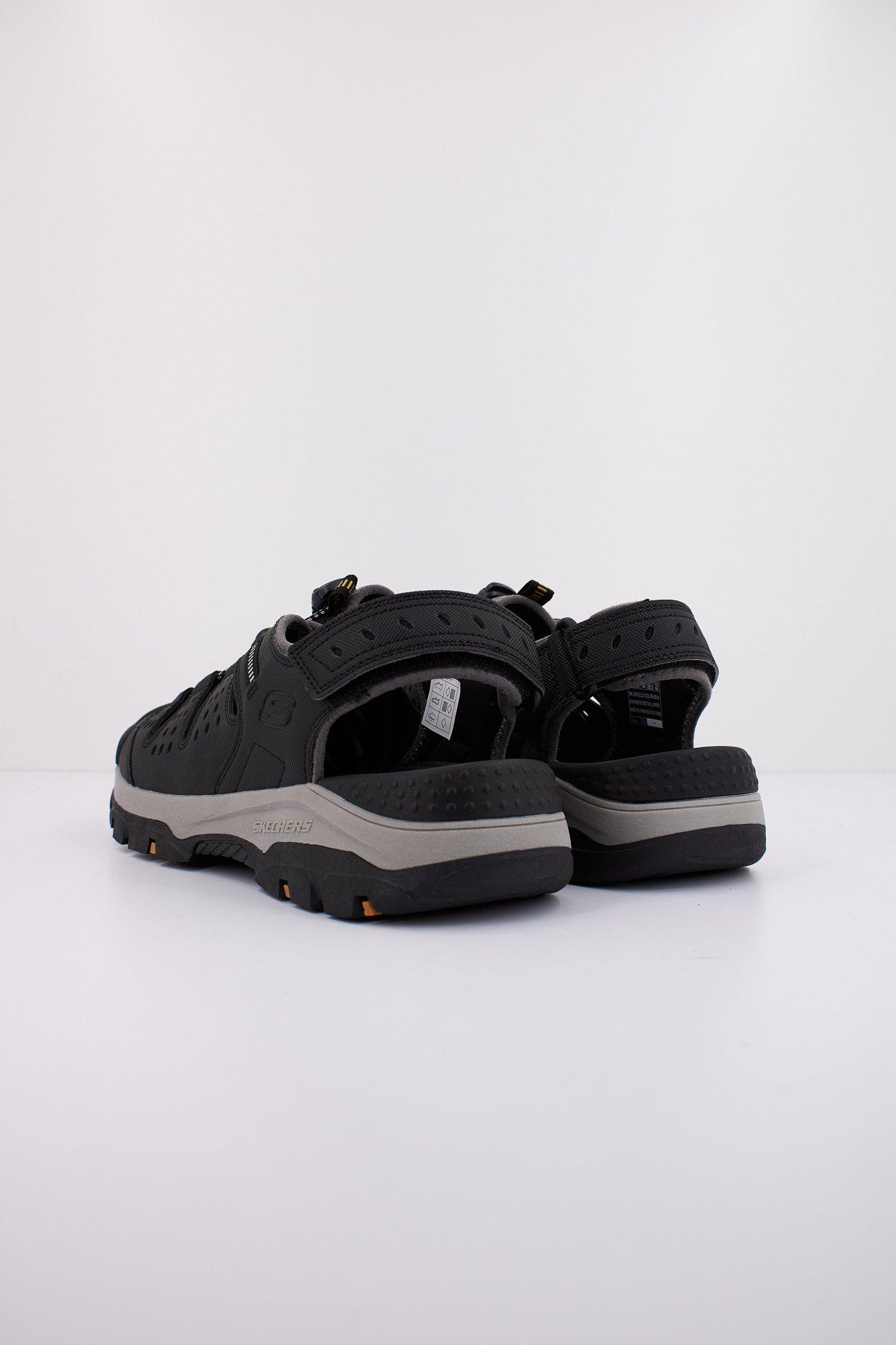 SKECHERS TRESMEN - MENARD en color NEGRO (3)