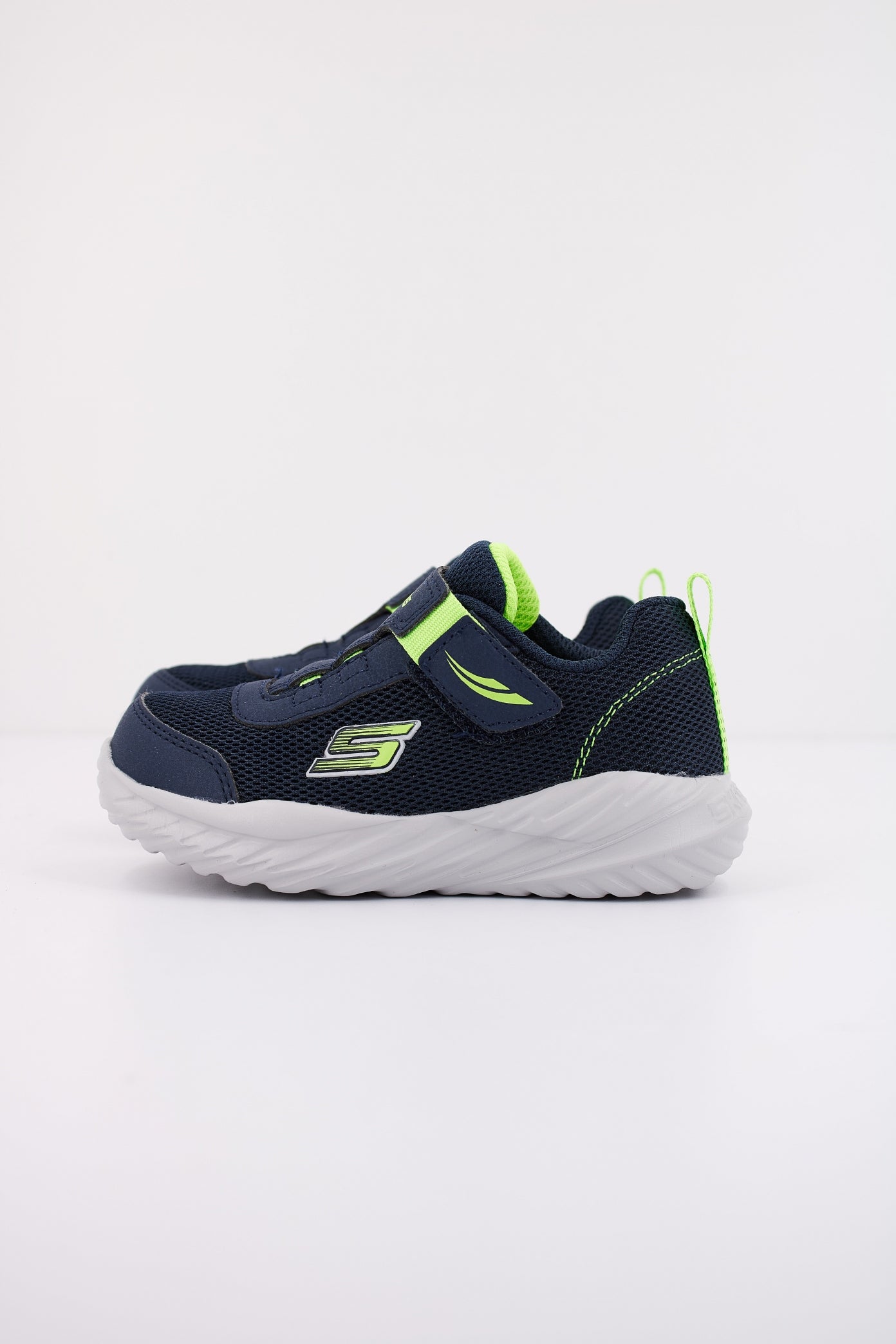 SKECHERS NITRO SPRINT en color AZUL (1)