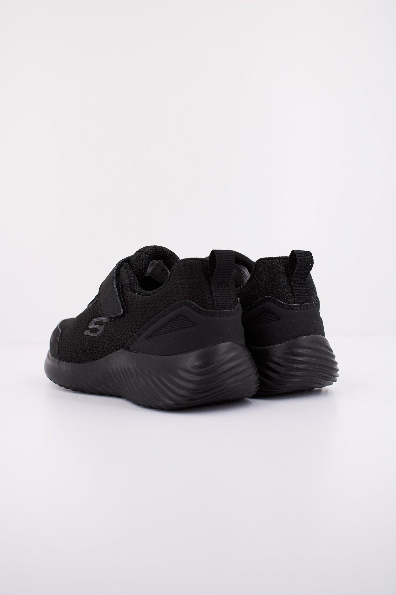 SKECHERS BOUNDER-DRIPPER DROP en color NEGRO (4)