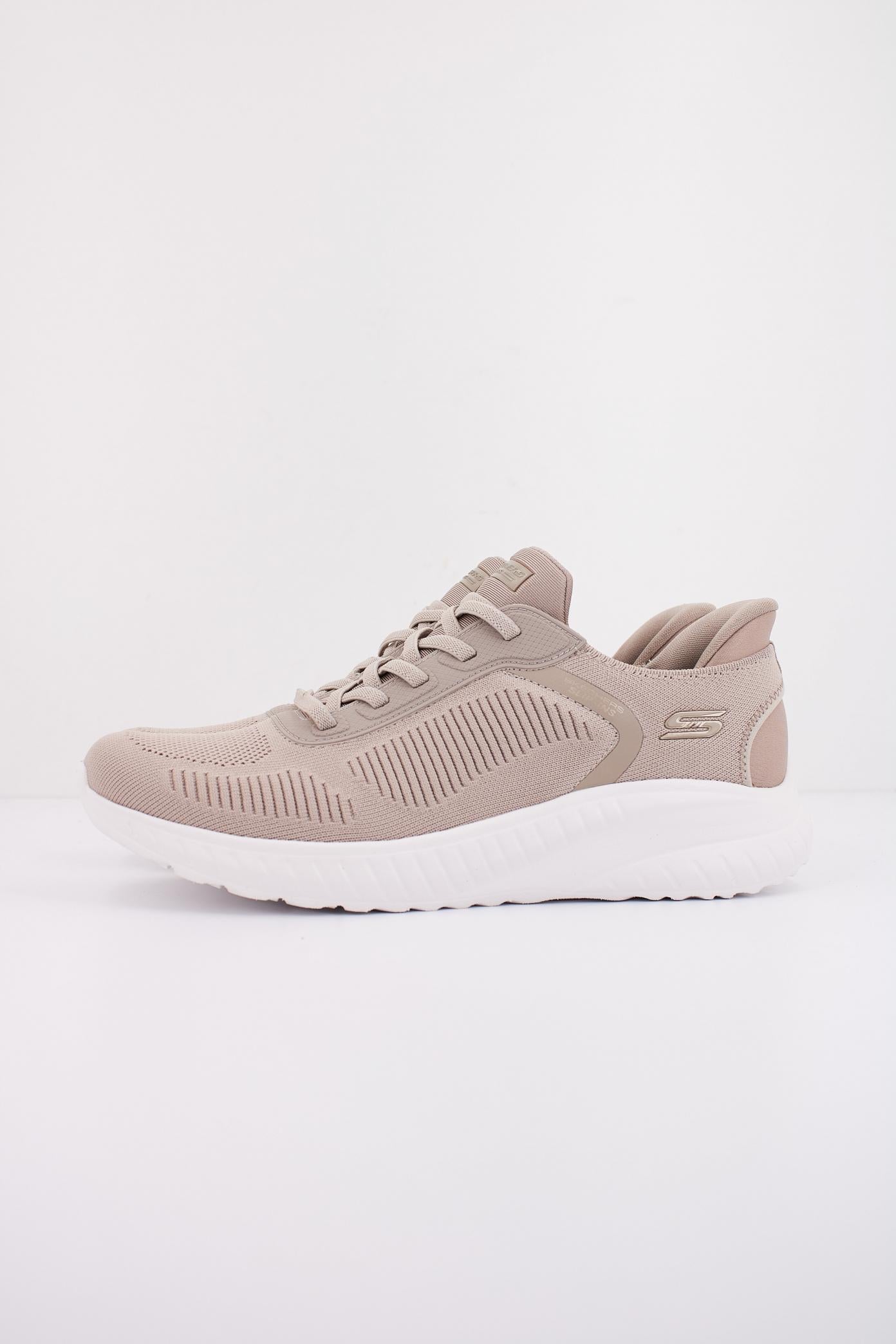 SKECHERS BOBS SQUAD CHAOS - C en color BEIS (1)