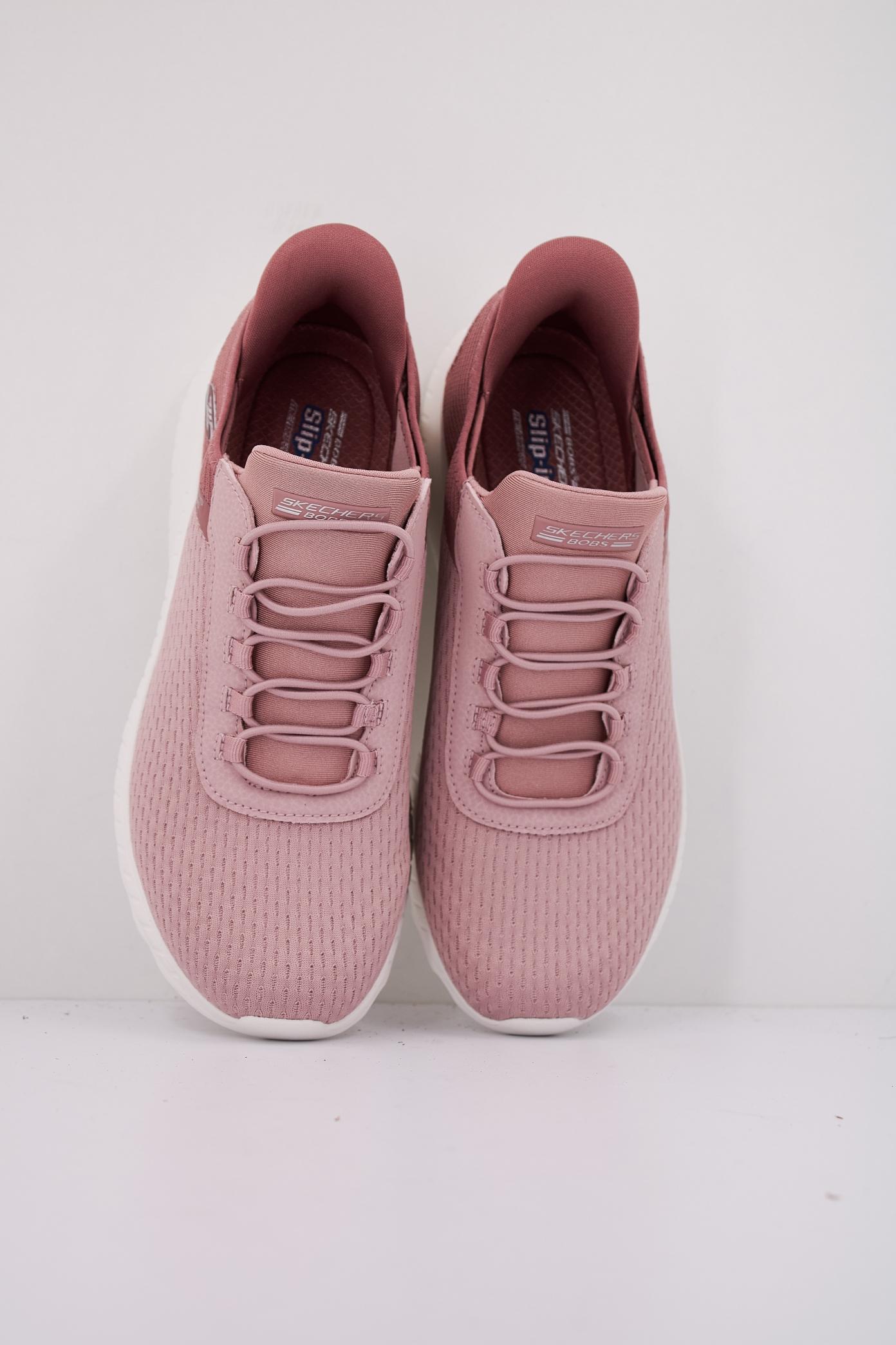 SKECHERS BOBS SQUAD CHAOS - I slip-ins en color ROSA (3)