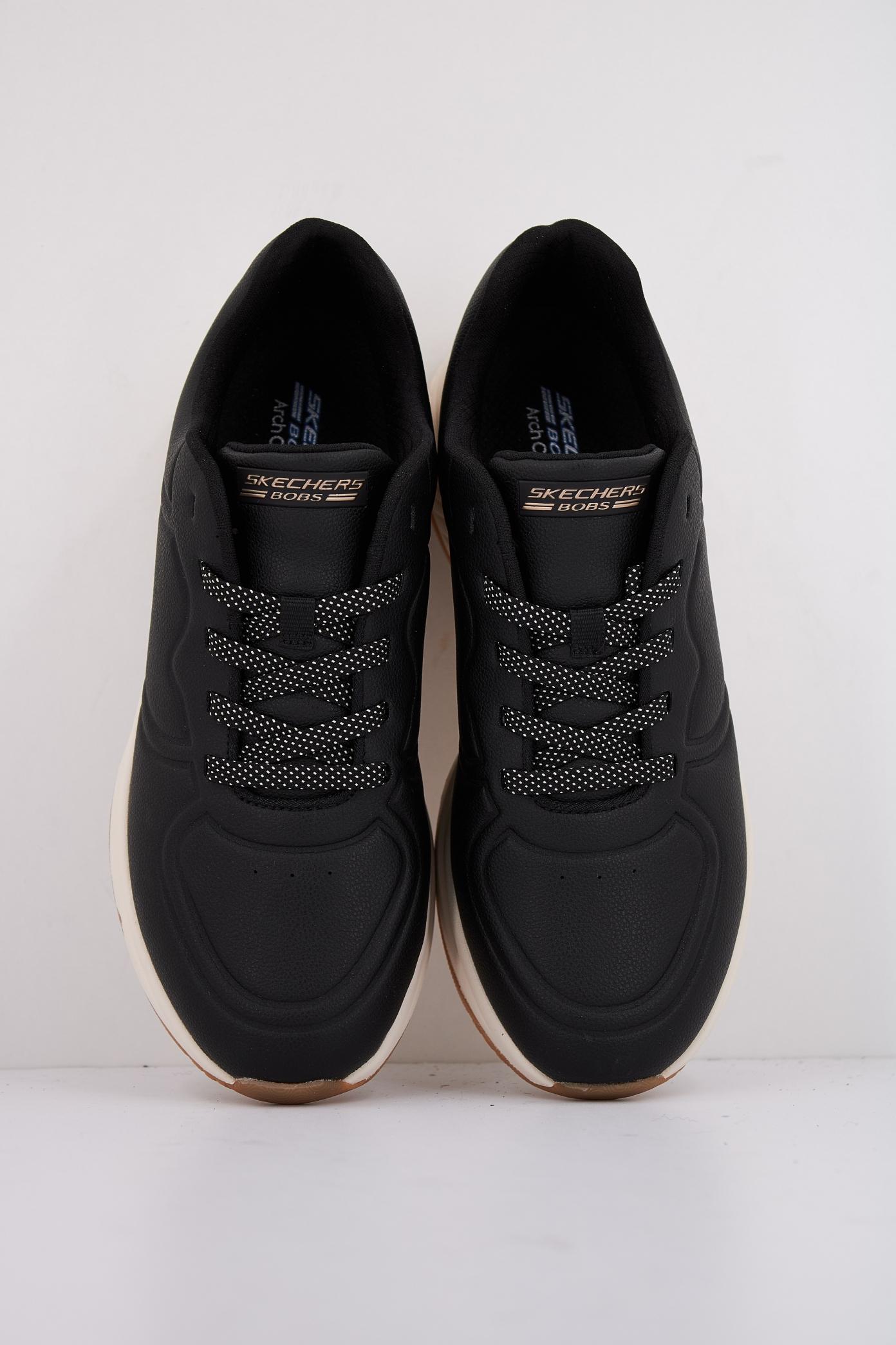 SKECHERS BOBS ARCH COMFORT B en color NEGRO (3)