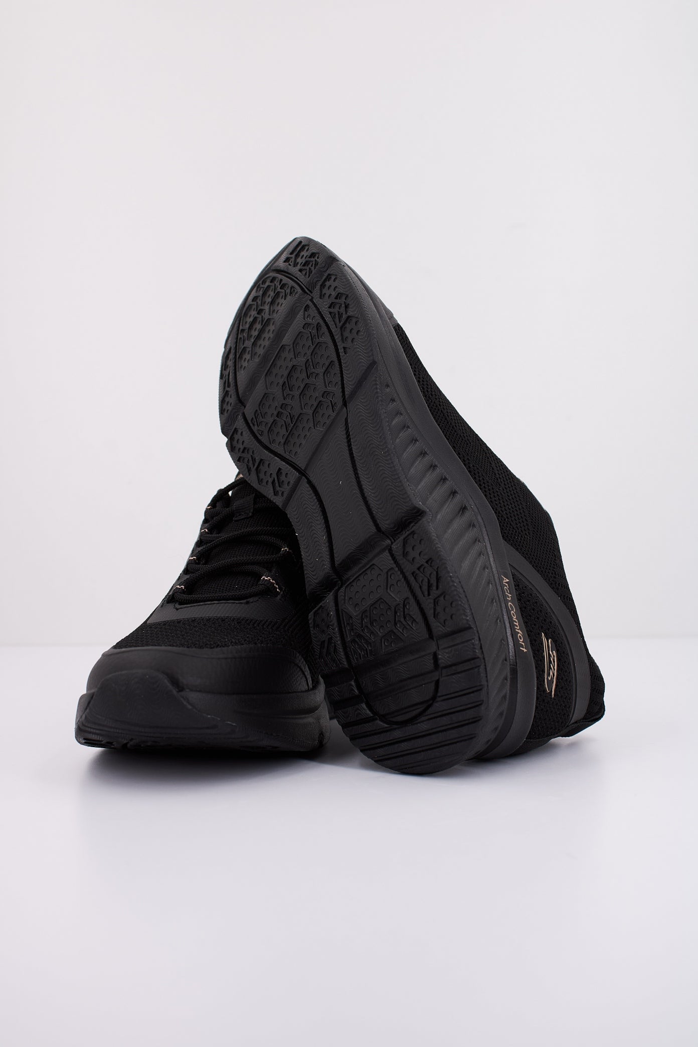 SKECHERS BOBS ARCH COMFORT B en color NEGRO (5)