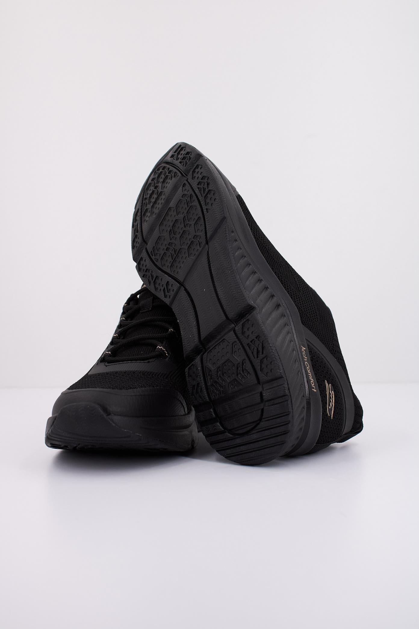 SKECHERS BOBS ARCH COMFORT B en color NEGRO (5)