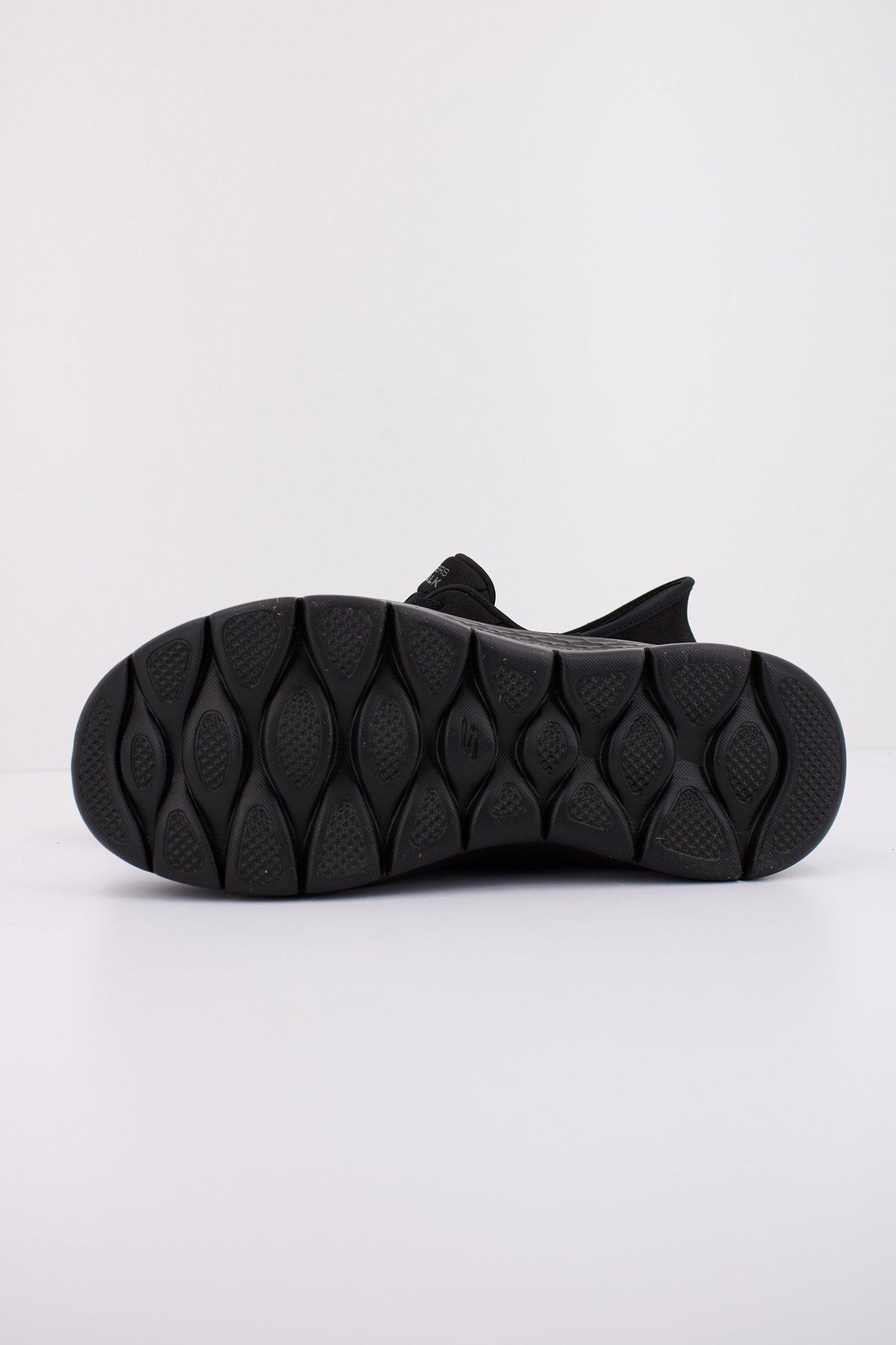 SKECHERS GO WALK FLEX - MALI SLIP-INS en color NEGRO (5)