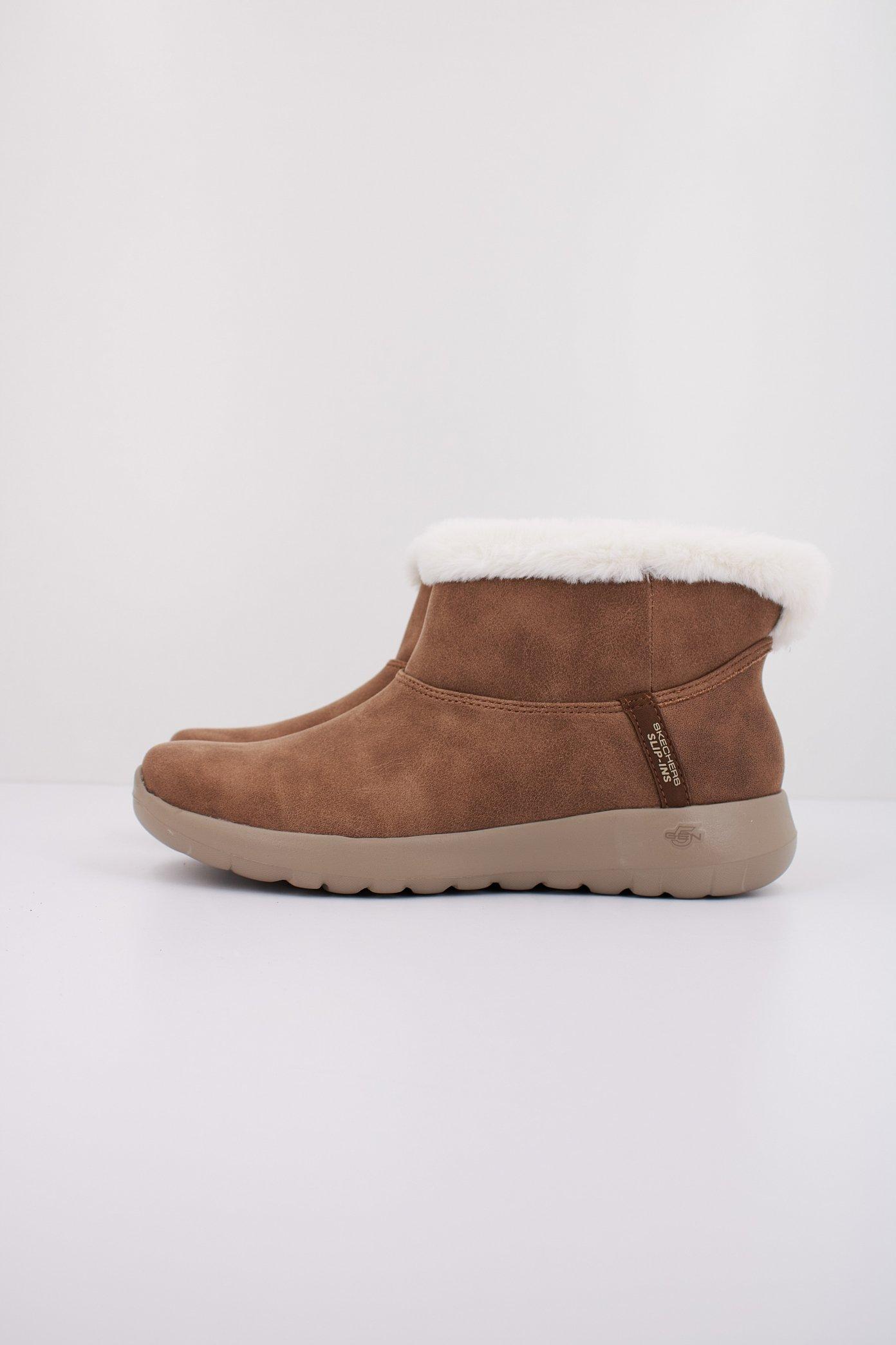 SKECHERS ON-THE-GO JOY - COZY en color MARRON (1)