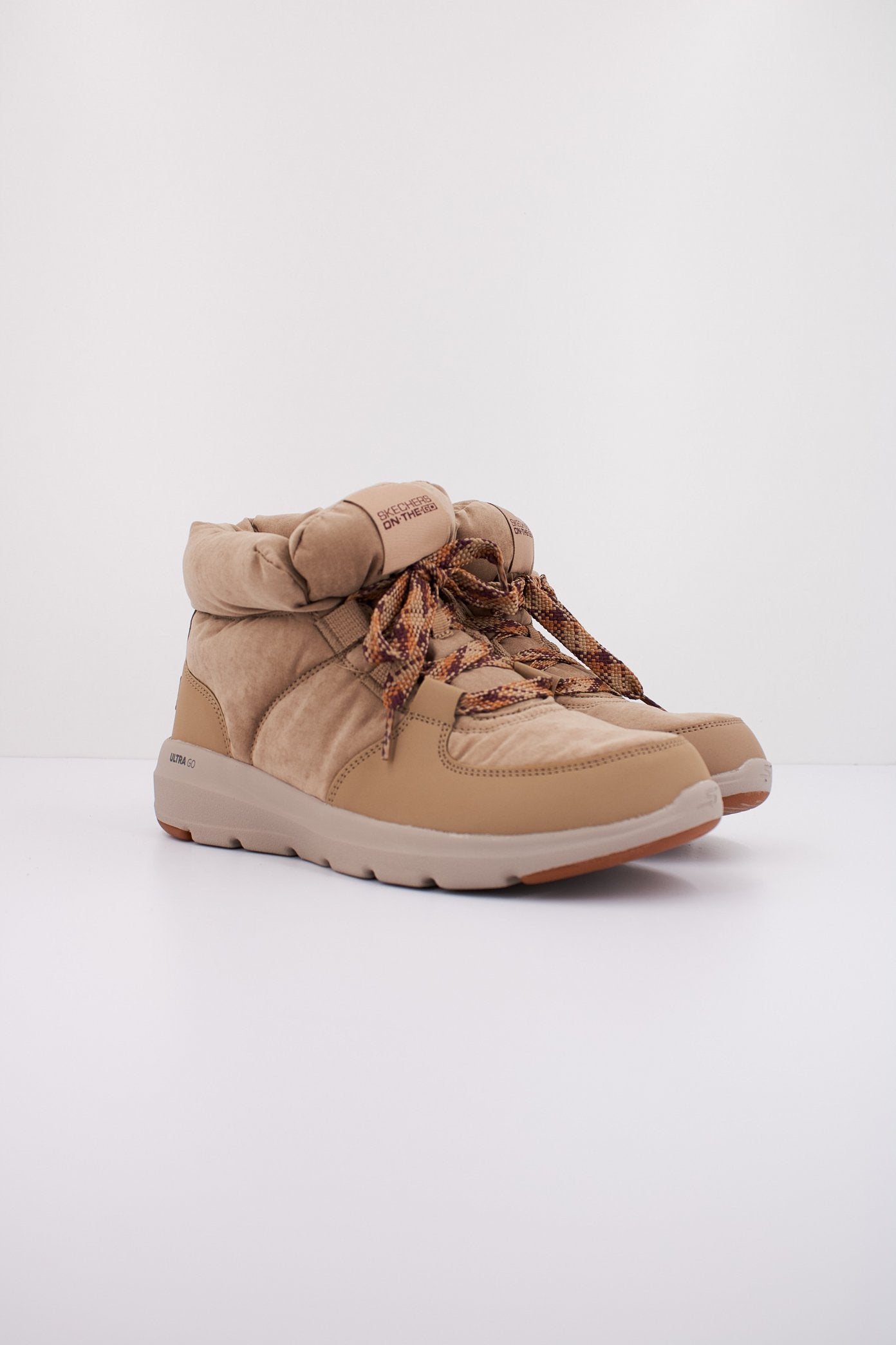 SKECHERS GLACIAL ULTRA-TREND en color MARRON (2)