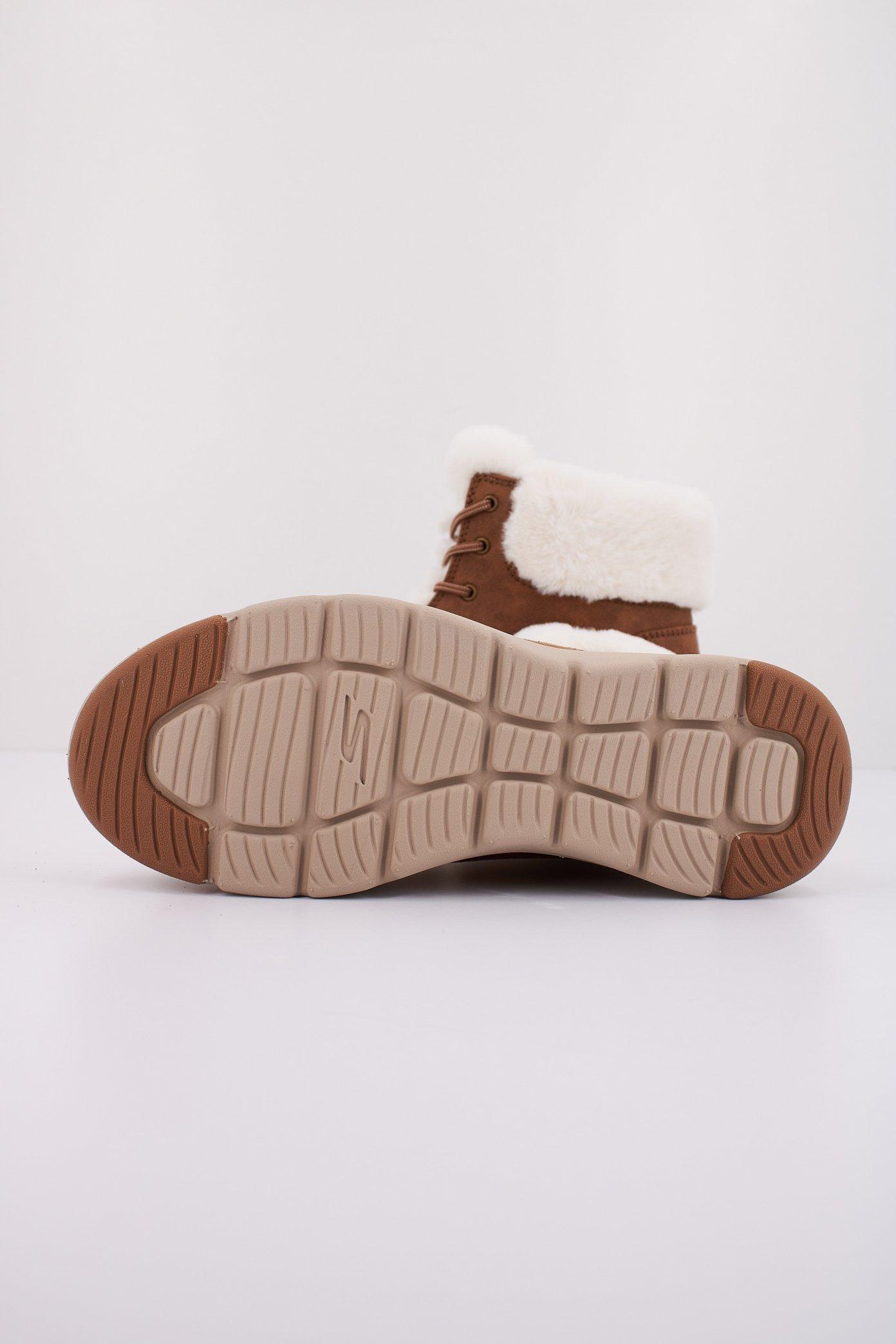 SKECHERS GLACIAL ULTRA - WOND en color MARRON (5)
