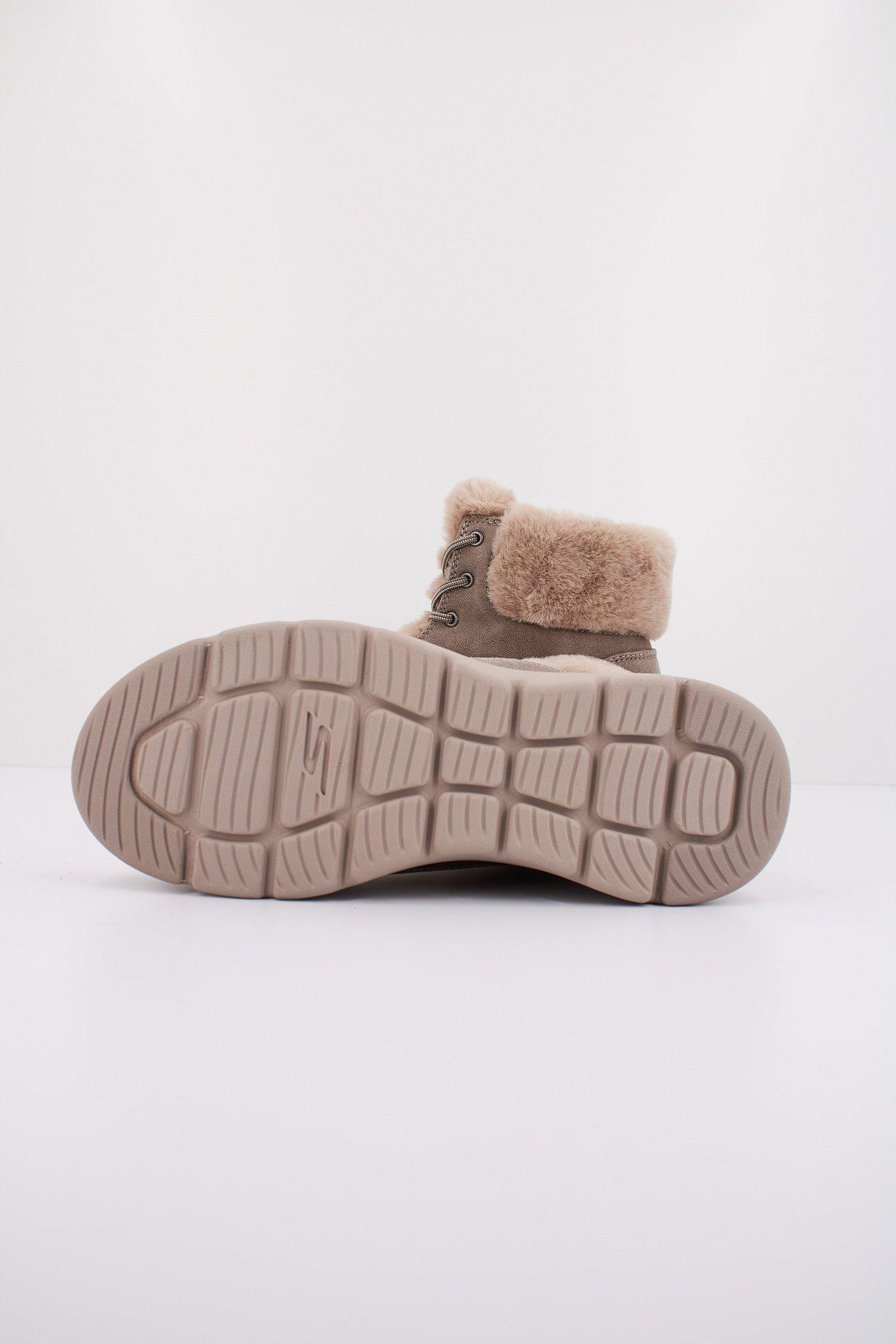 SKECHERS GLACIAL ULTRA - WOND en color MARRON (5)