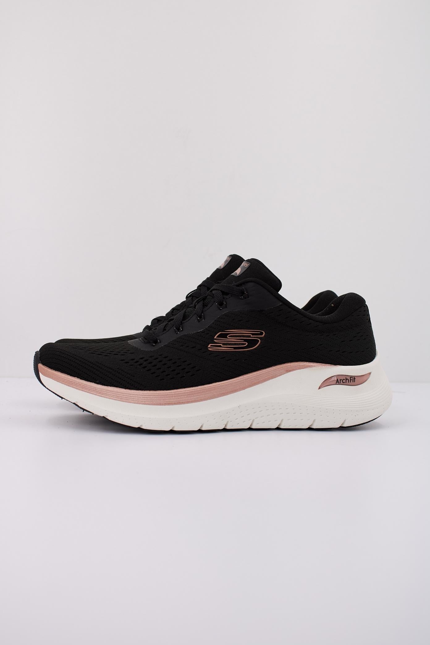 SKECHERS ARCH FIT .-GLOW TH en color NEGRO (1)