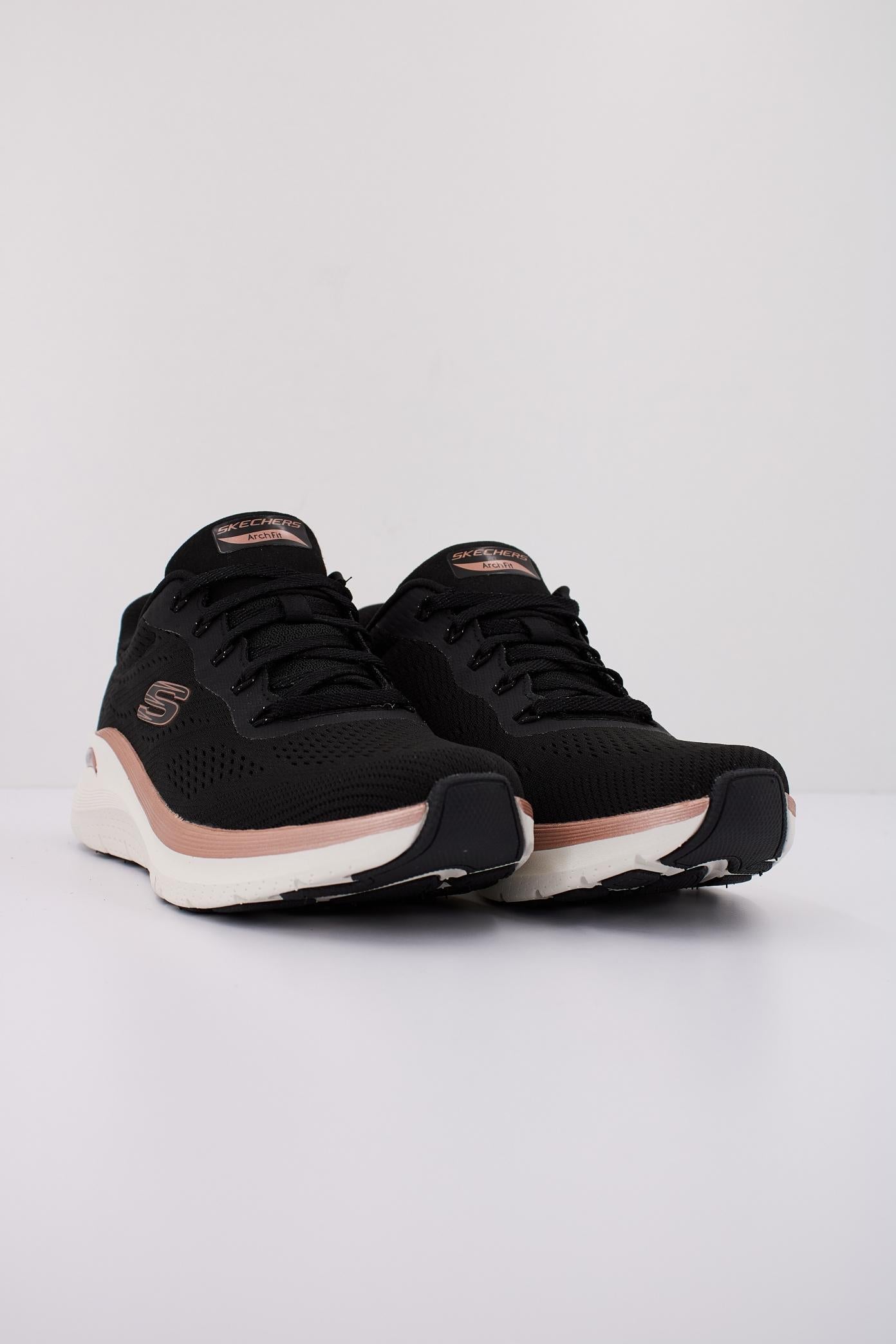 SKECHERS ARCH FIT .-GLOW TH en color NEGRO (2)