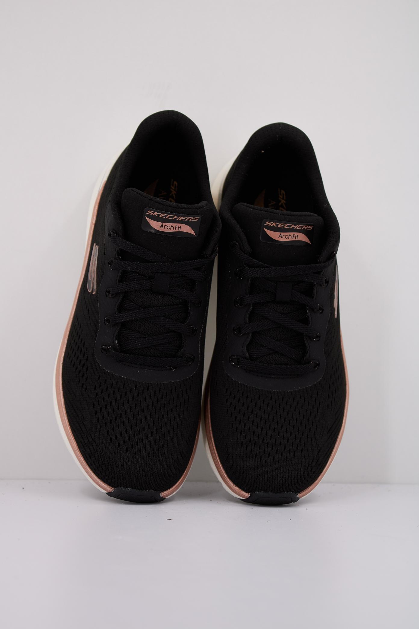 SKECHERS ARCH FIT .-GLOW TH en color NEGRO (3)