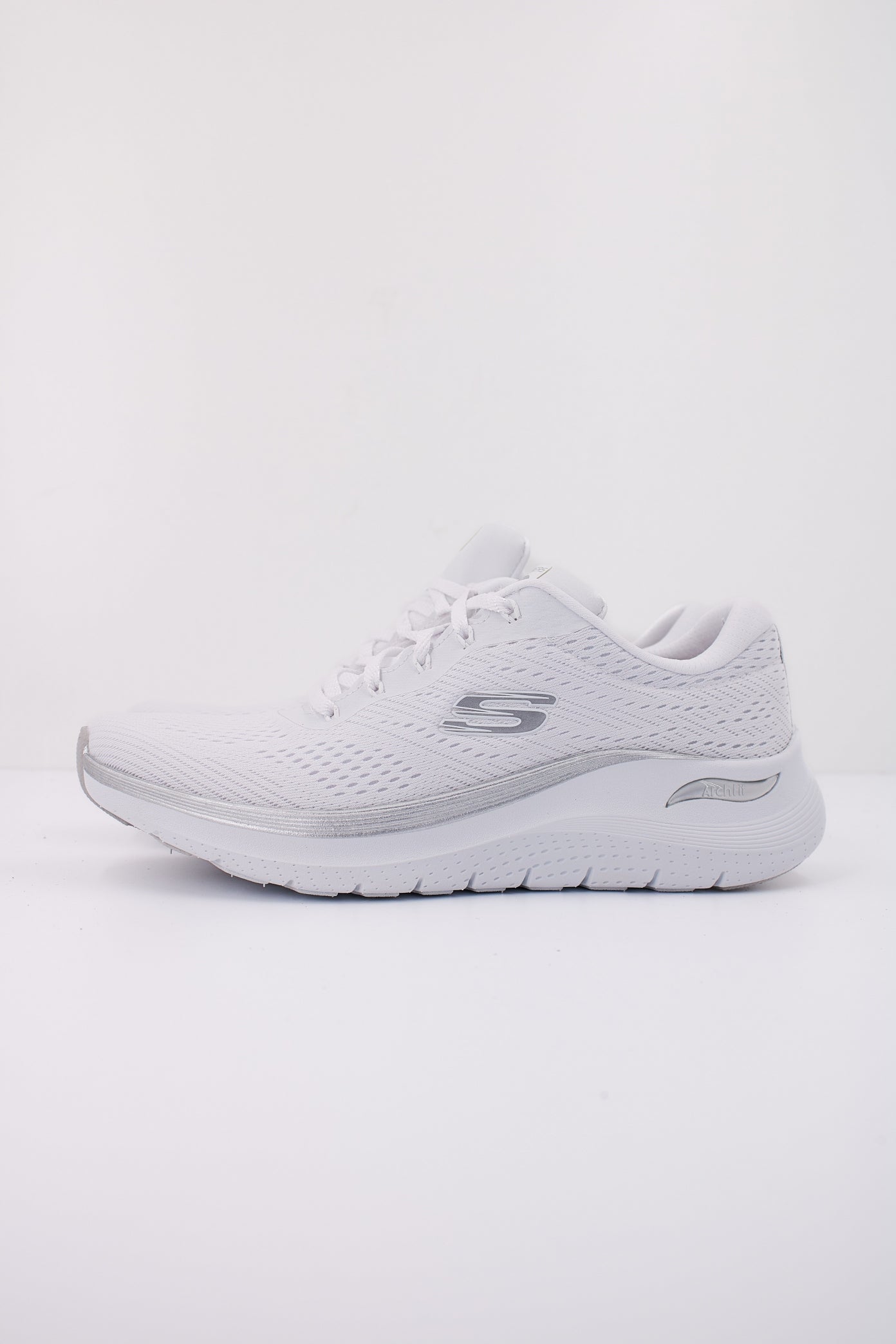 SKECHERS ARCH FIT .-GLOW TH en color BLANCO (1)