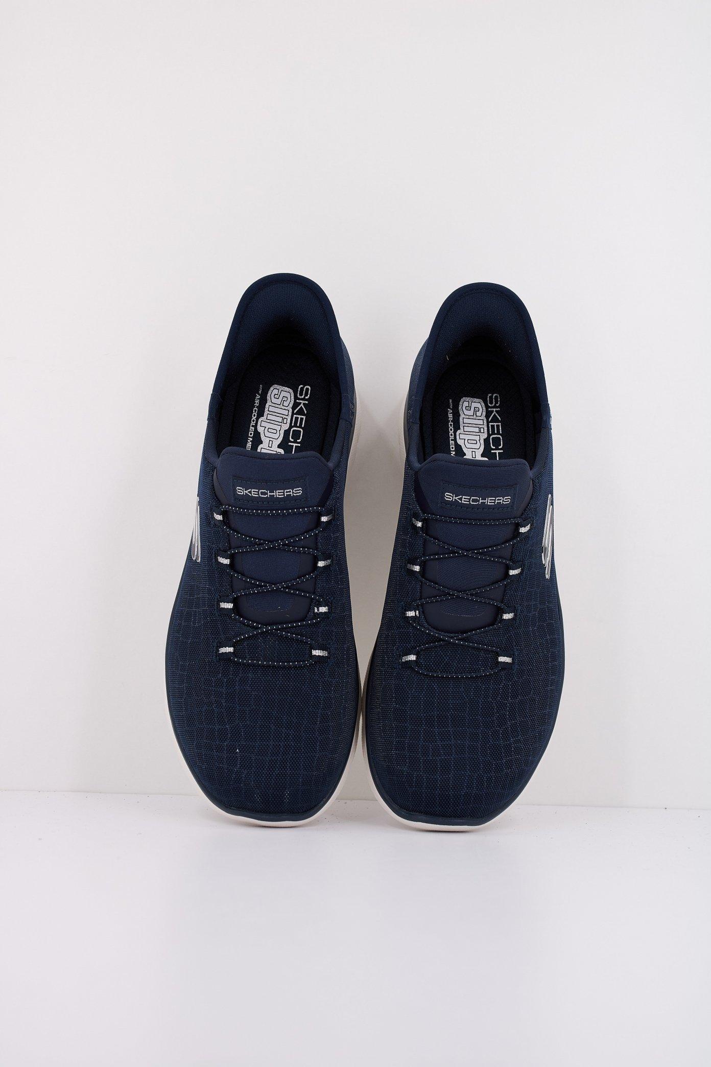 SKECHERS SUMMITS-CLASSY NIGHT SLIP-INS en color AZUL (3)