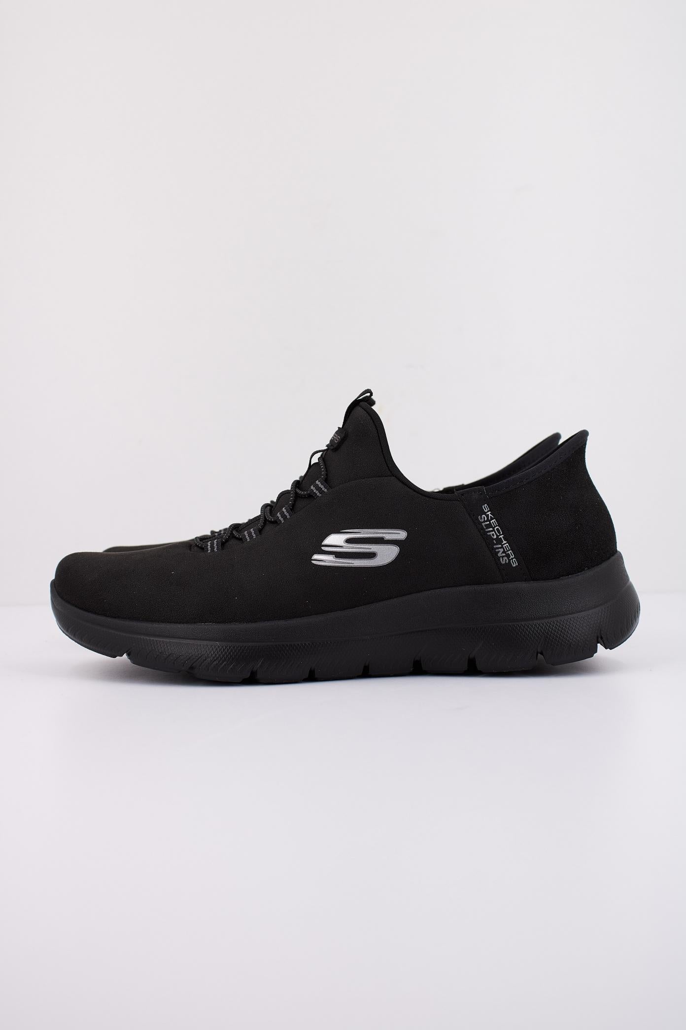 SKECHERS SUMMITS-UNKNOWN TRAI SLIP-INS en color NEGRO (1)