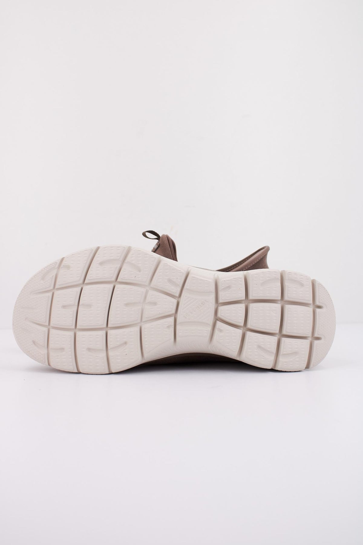 SKECHERS SUMMITS-UNKNOWN TRAI SLIP-INS en color MARRON (5)